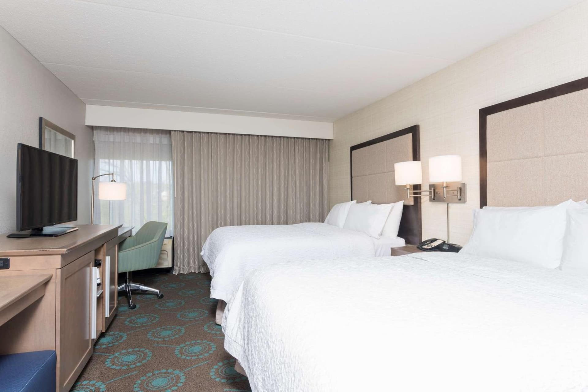 Hampton Inn Bloomington gallery photo in Bloomington, IN — image 8