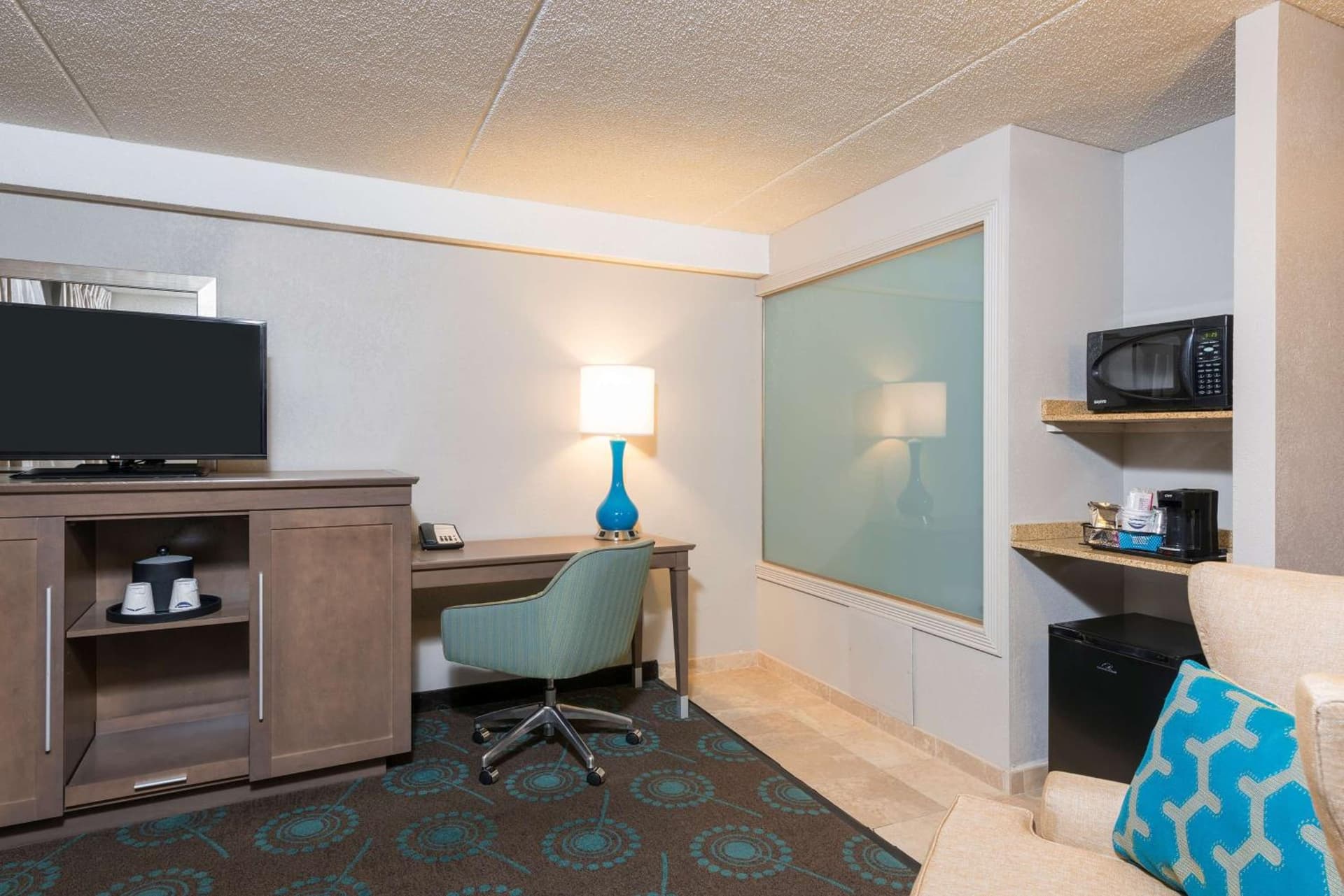 Hampton Inn Bloomington gallery photo in Bloomington, IN — image 7