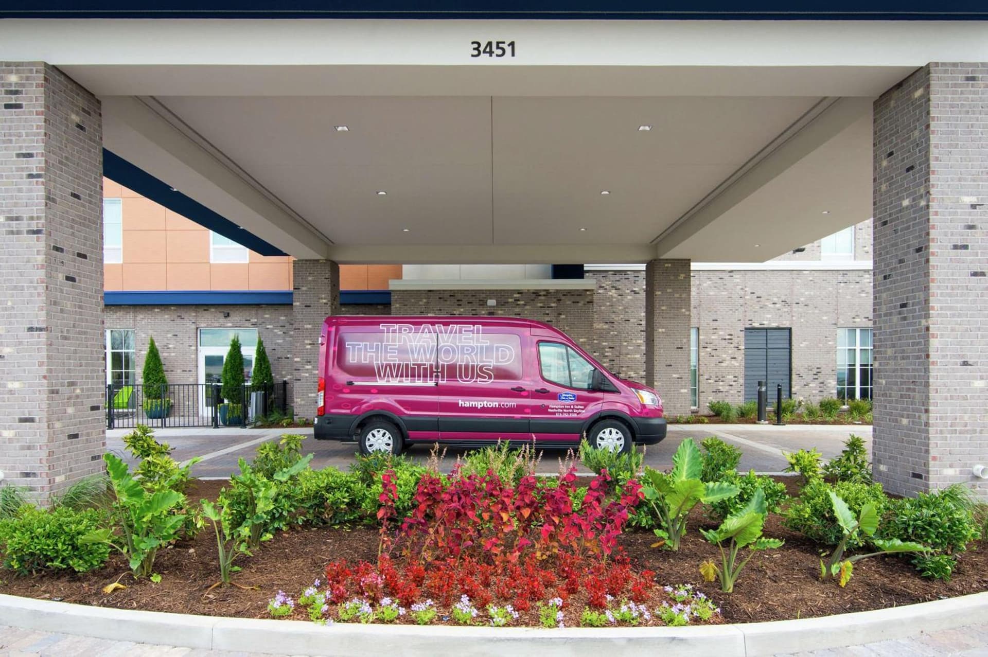 Hampton Inn & Suites by Hilton Nashville North Skyline interior in Nashville, TN — gallery photo 2
