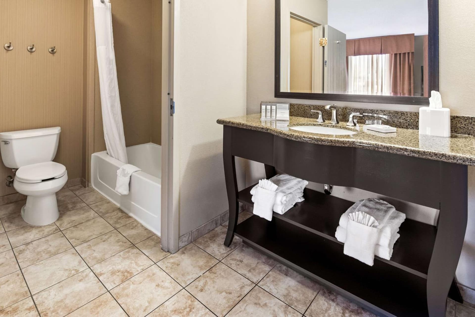 Hampton Inn & Suites Banning/Beaumont gallery photo in Banning, CA — image 41