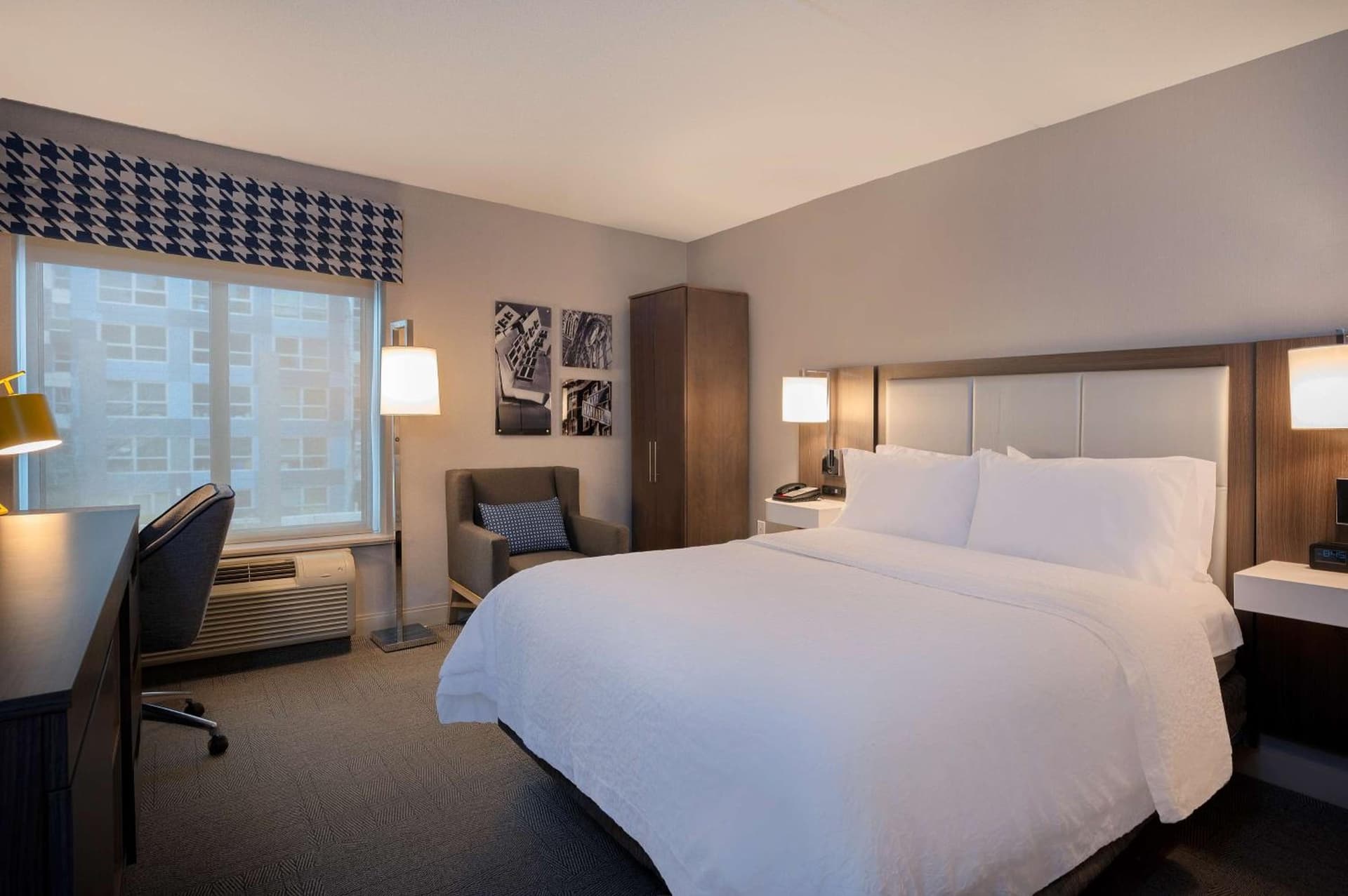Hampton Inn by Hilton Boston/Cambridge gallery photo in Cambridge, MA — image 29