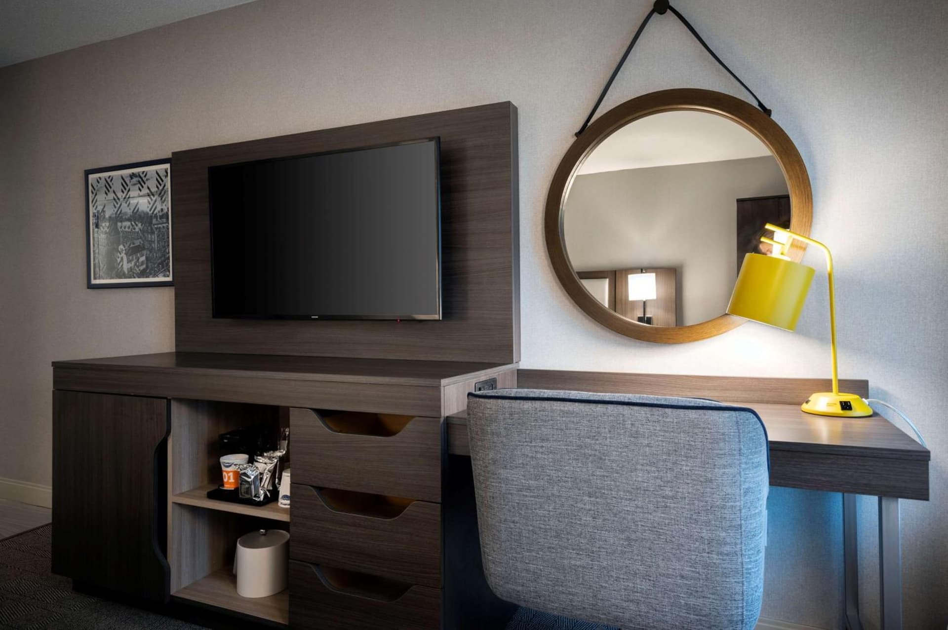 Hampton Inn by Hilton Boston/Cambridge gallery photo in Cambridge, MA — image 21