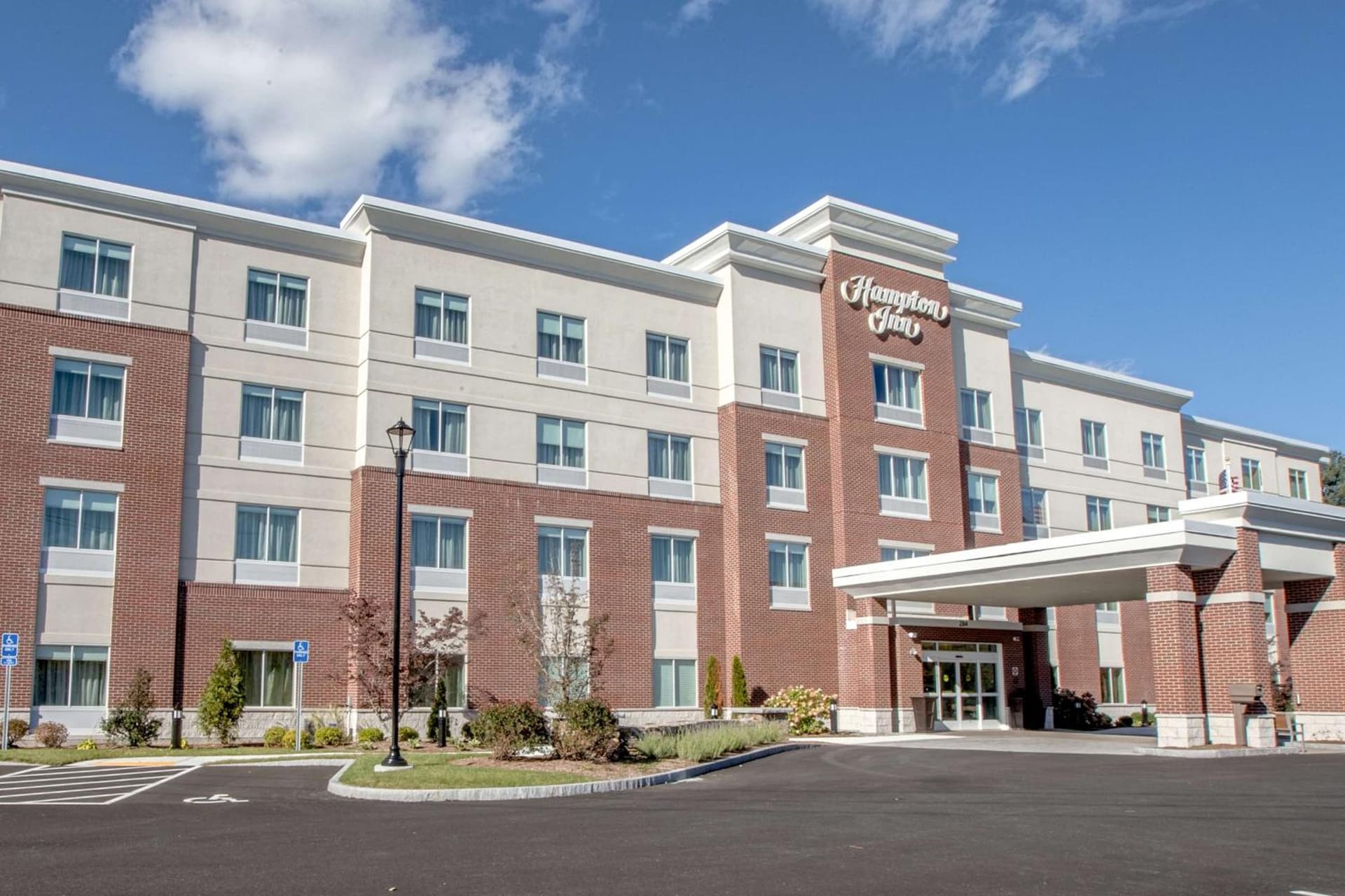Hampton Inn by Hilton Amesbury, MA property views in Amesbury — gallery photo 3