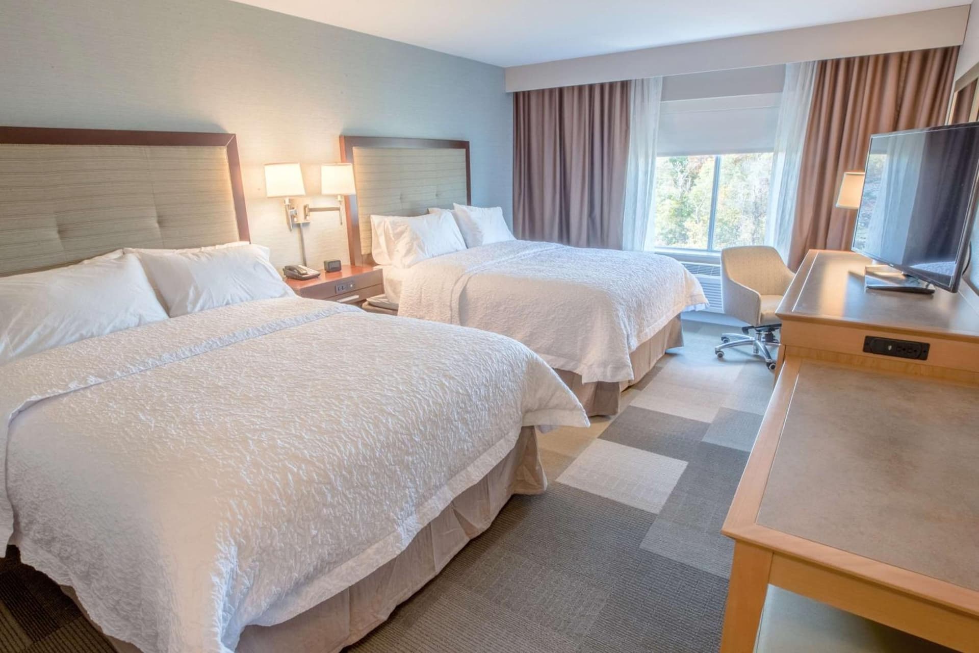 Hampton Inn by Hilton Amesbury, MA gallery photo in Amesbury — image 24