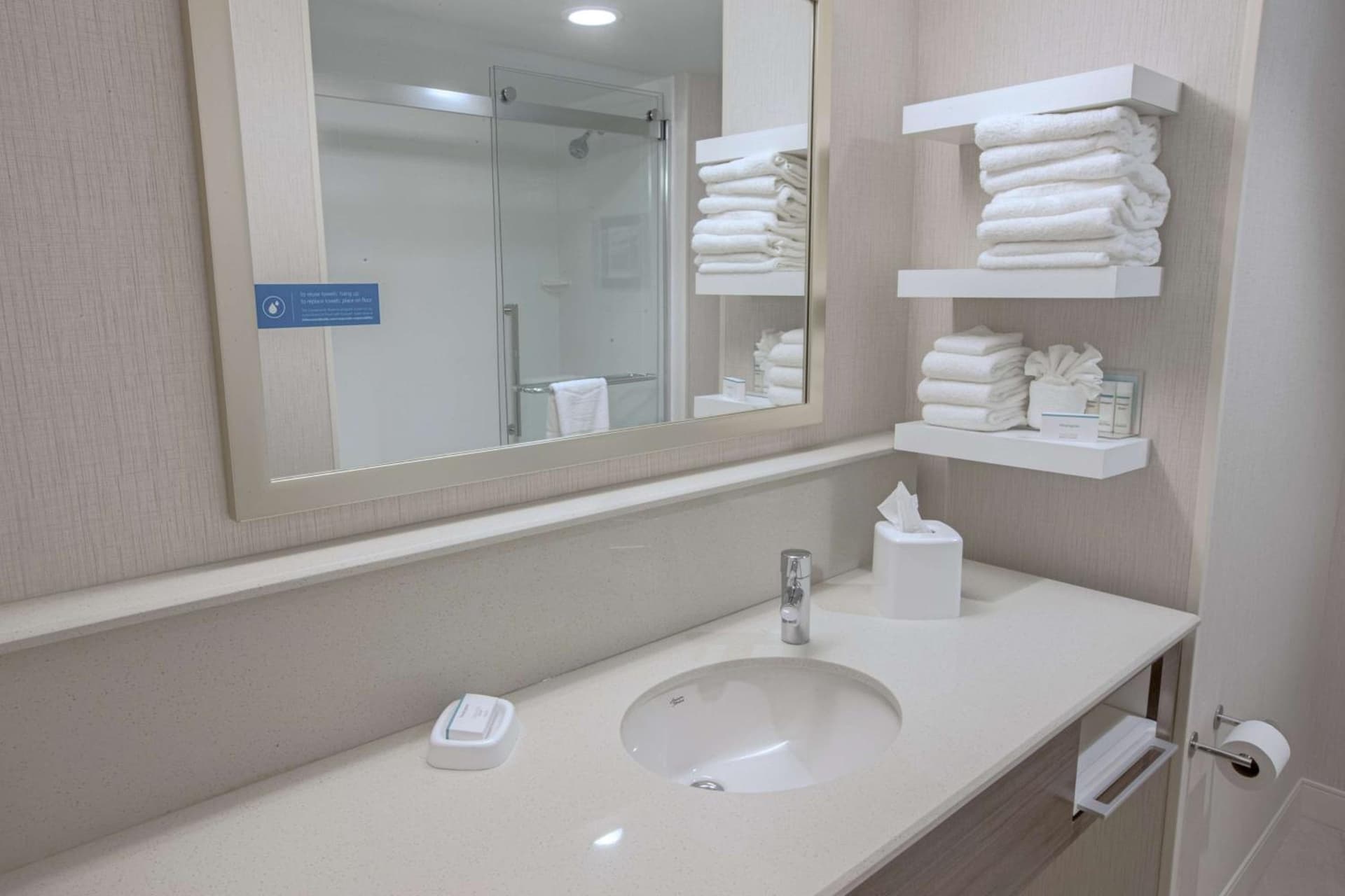 Hampton Inn by Hilton Amesbury, MA gallery photo in Amesbury — image 16