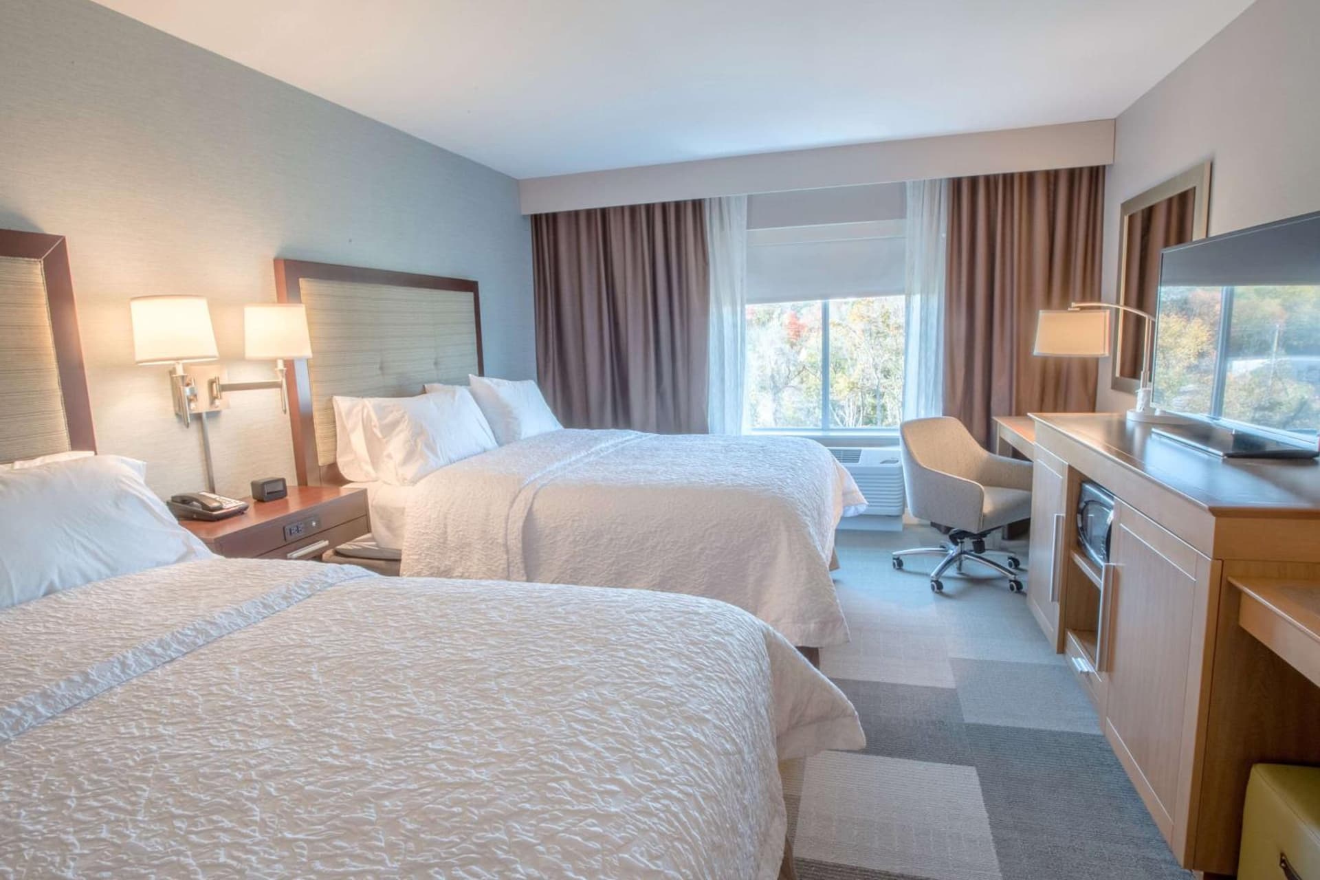 Hampton Inn by Hilton Amesbury, MA gallery photo in Amesbury — image 17