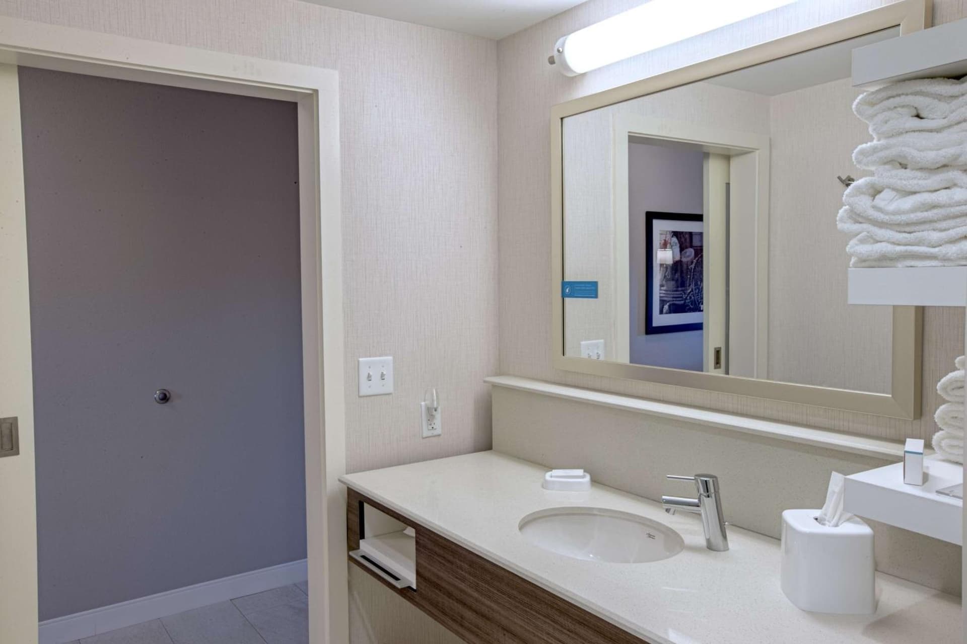 Hampton Inn by Hilton Amesbury, MA gallery photo in Amesbury — image 10