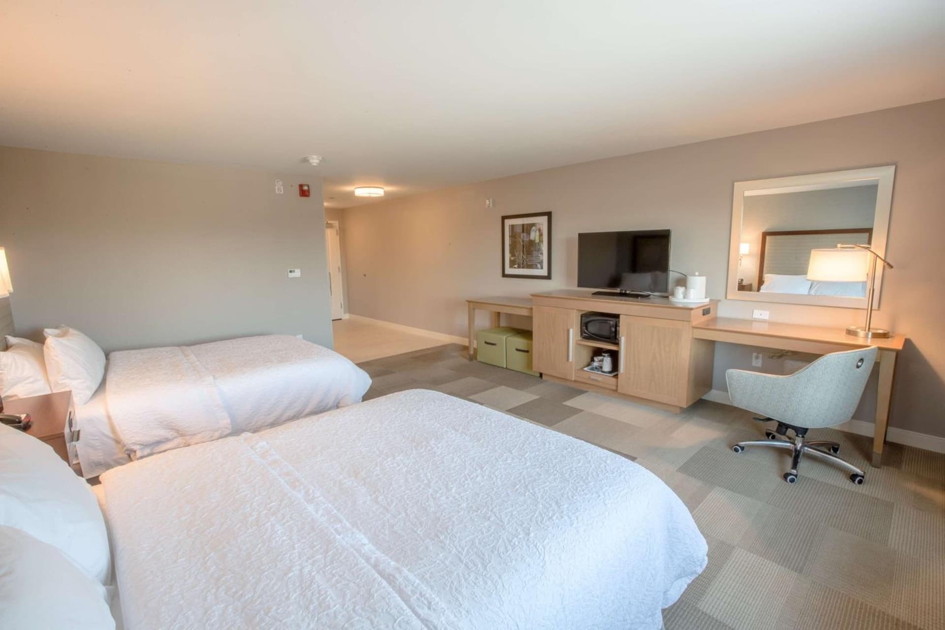 Hampton Inn by Hilton Amesbury, MA gallery photo in Amesbury — image 22