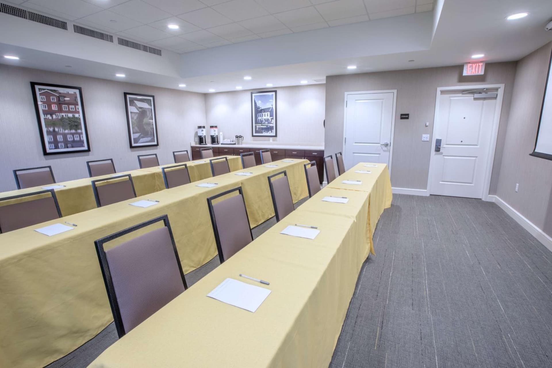 Hampton Inn by Hilton Amesbury, MA gallery photo in Amesbury — image 13