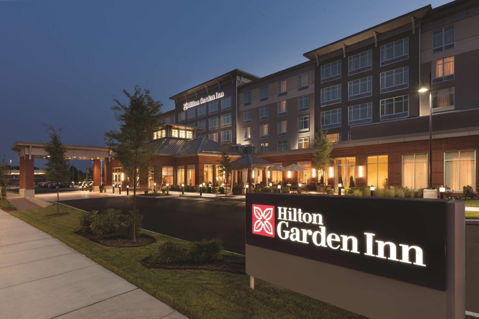 Hilton Garden Inn Boston Logan Airport property views in Boston, MA — gallery photo 3