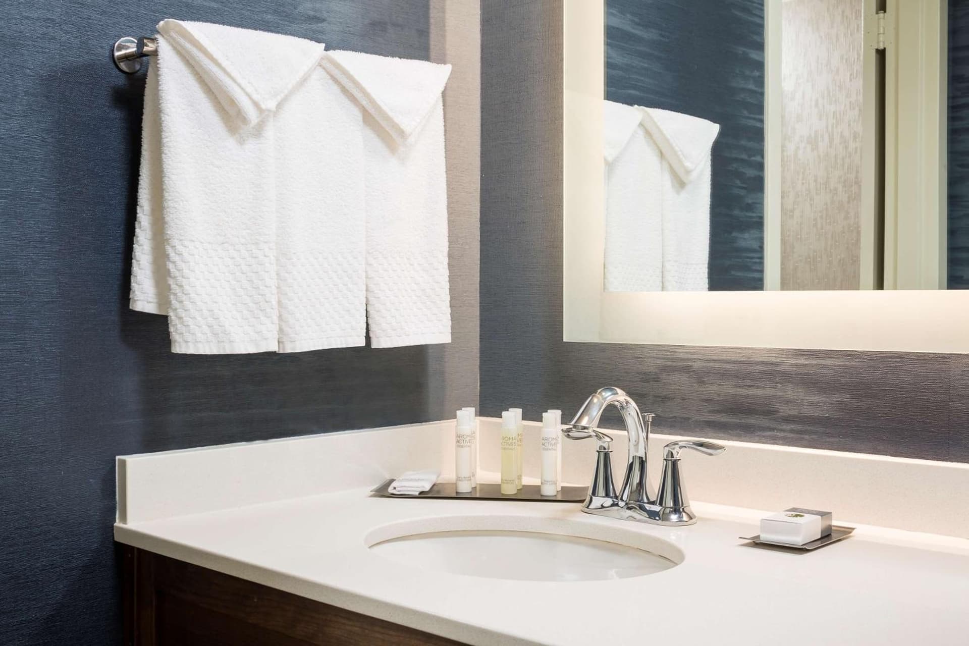 DoubleTree by Hilton Boston-Andover gallery photo in Andover — image 12