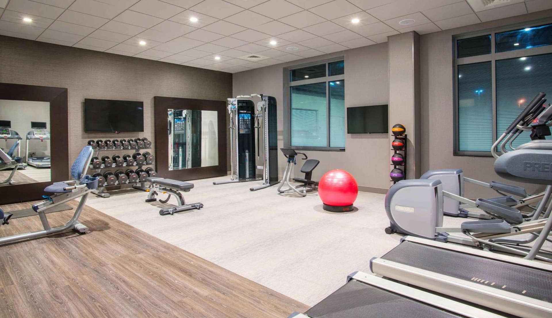 Hilton Garden Inn Foxborough Patriot Place property views in Foxborough — gallery photo 3