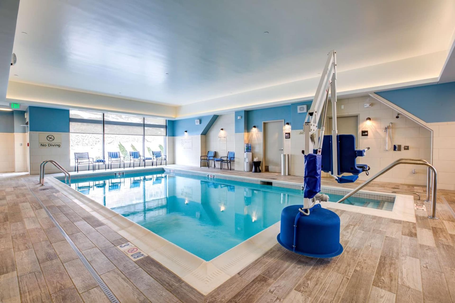 Hampton Inn & Suites Boston/Waltham gallery photo in Waltham, MA — image 36