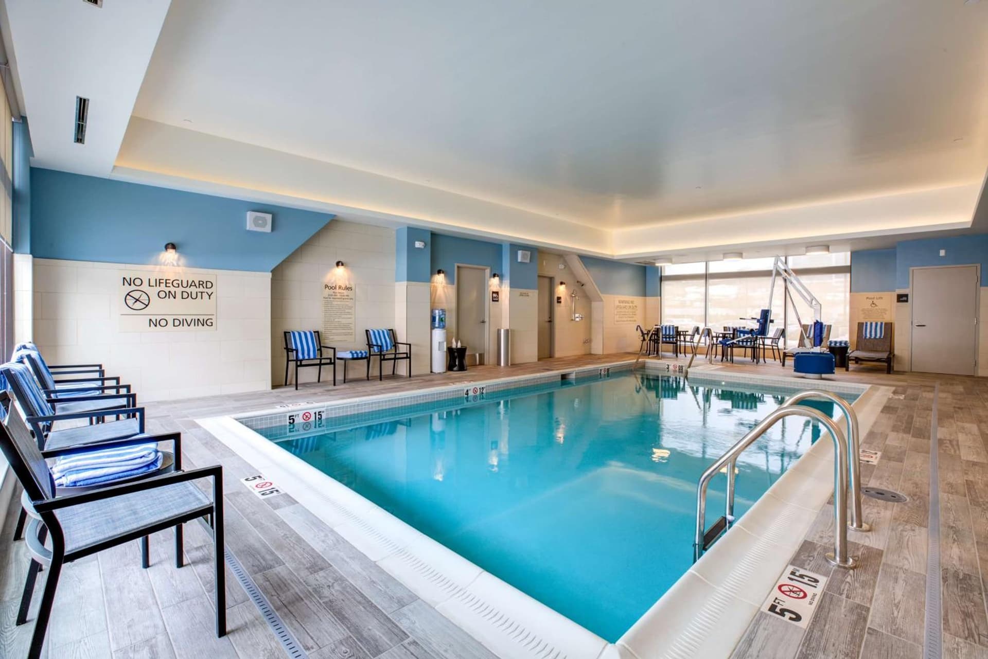 Hampton Inn & Suites Boston/Waltham gallery photo in Waltham, MA — image 8