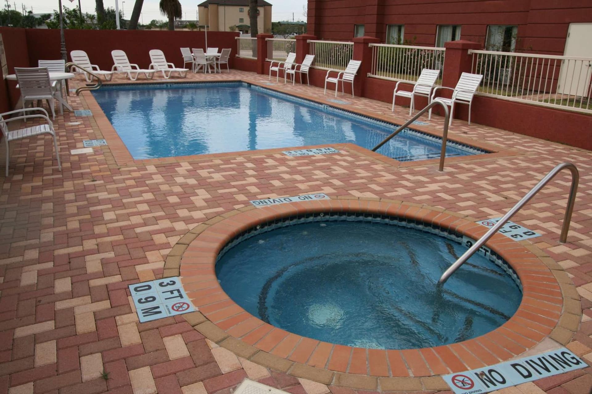 Hampton Inn and Suites-Brownsville property views in Brownsville, TX — gallery photo 3