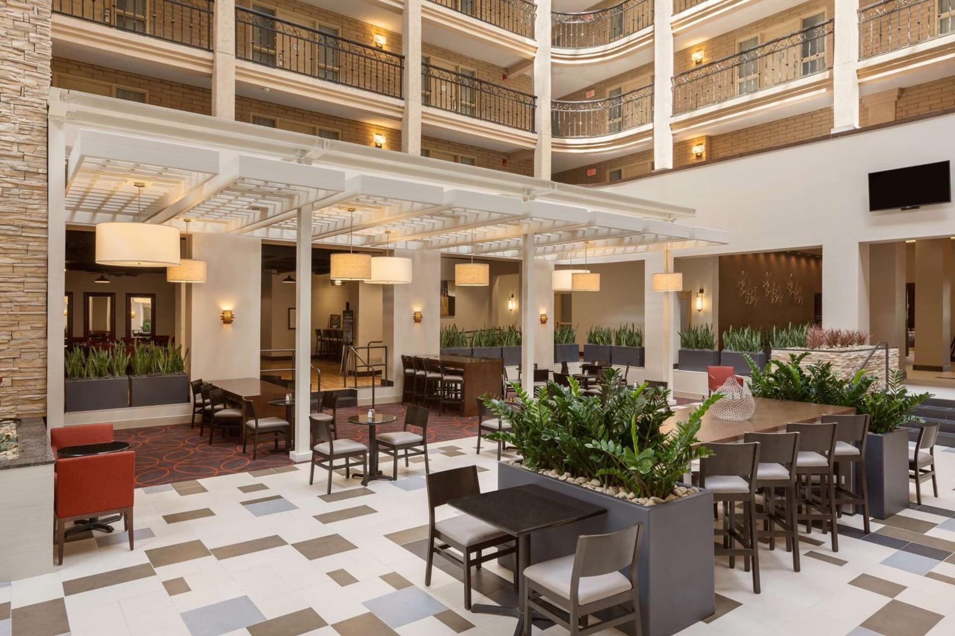 Embassy Suites Baton Rouge gallery photo in Baton Rouge, LA — image 13