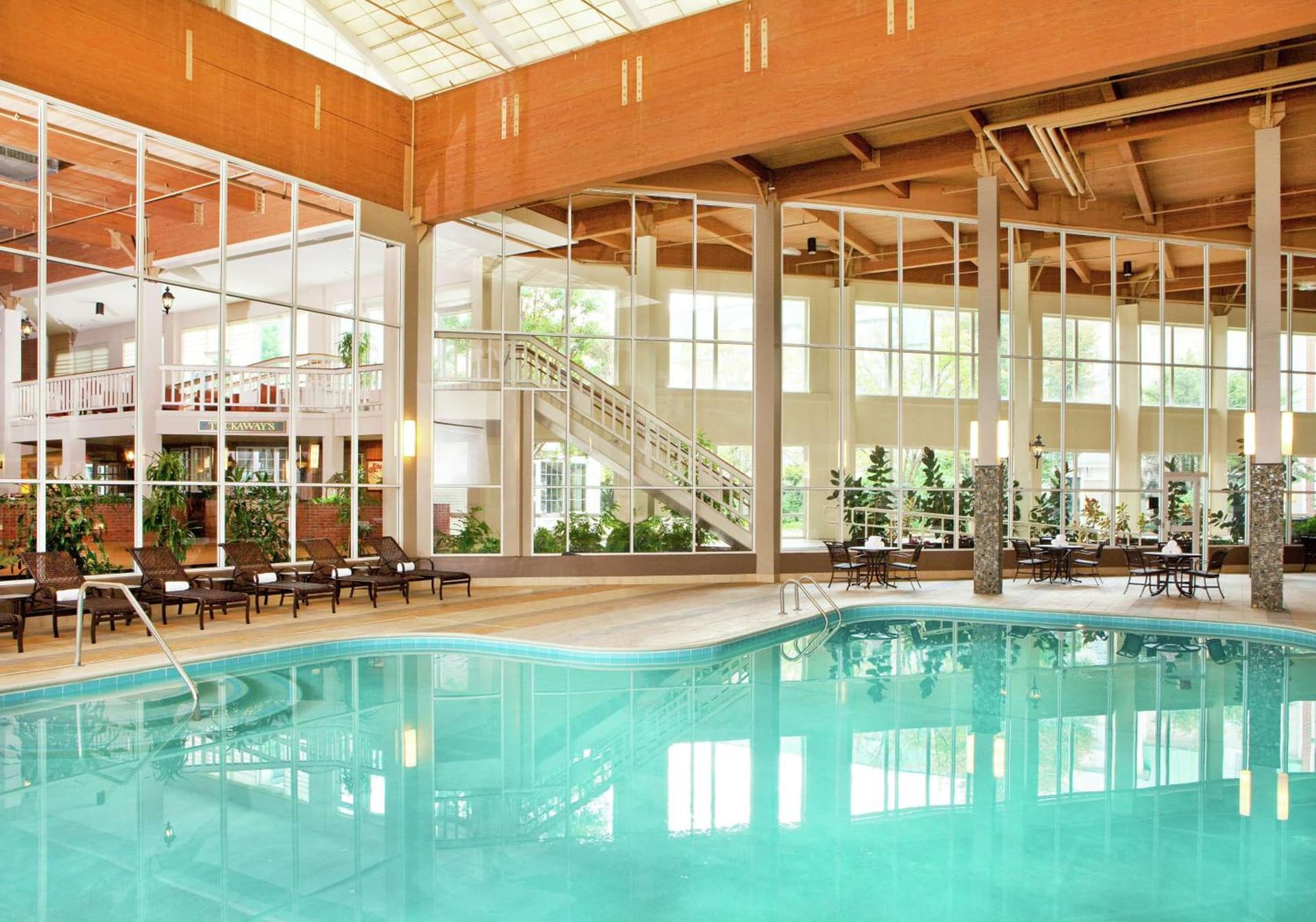 DoubleTree by Hilton Hotel Burlington Vermont gallery photo in Burlington, VT — image 39