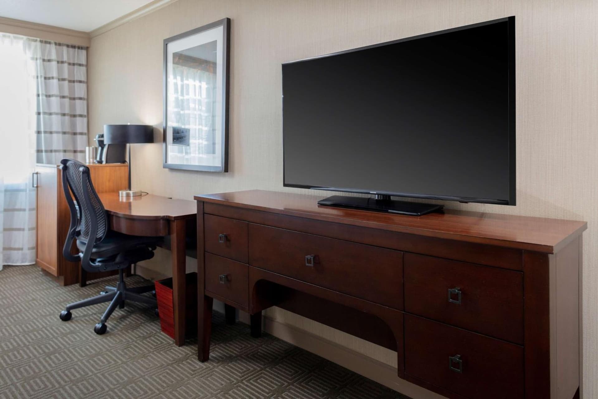 DoubleTree by Hilton Hotel Burlington Vermont gallery photo in Burlington, VT — image 20