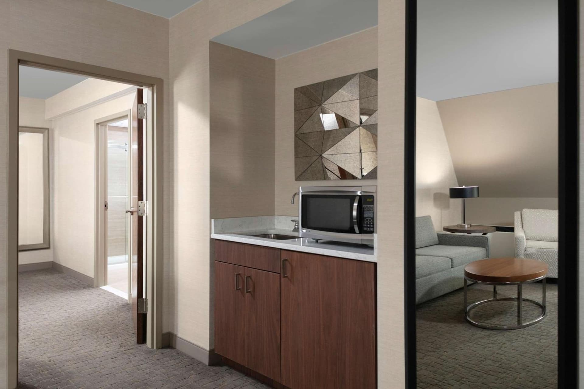DoubleTree by Hilton Hotel Burlington Vermont gallery photo in Burlington, VT — image 9