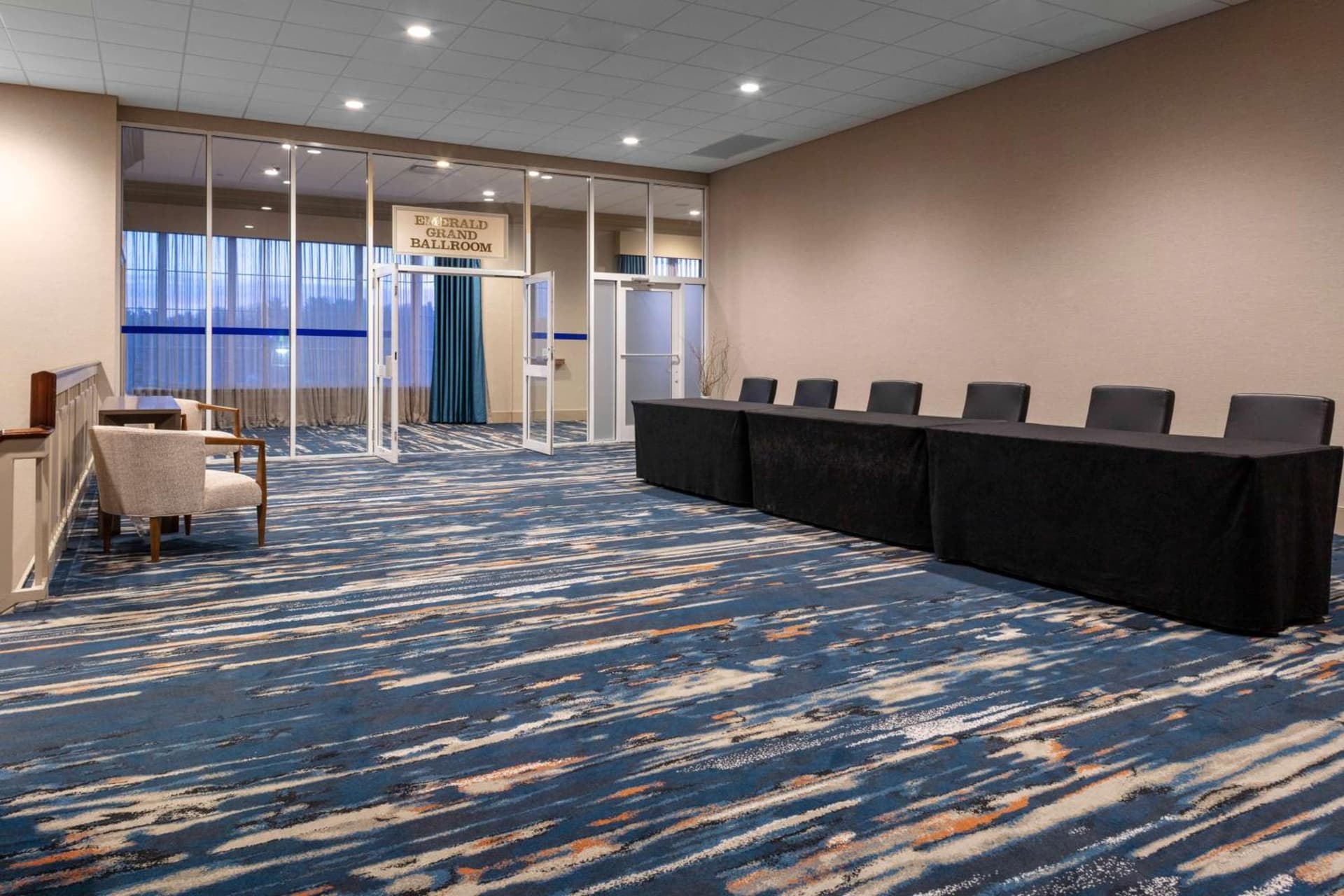 DoubleTree by Hilton Hotel Burlington Vermont gallery photo in Burlington, VT — image 41