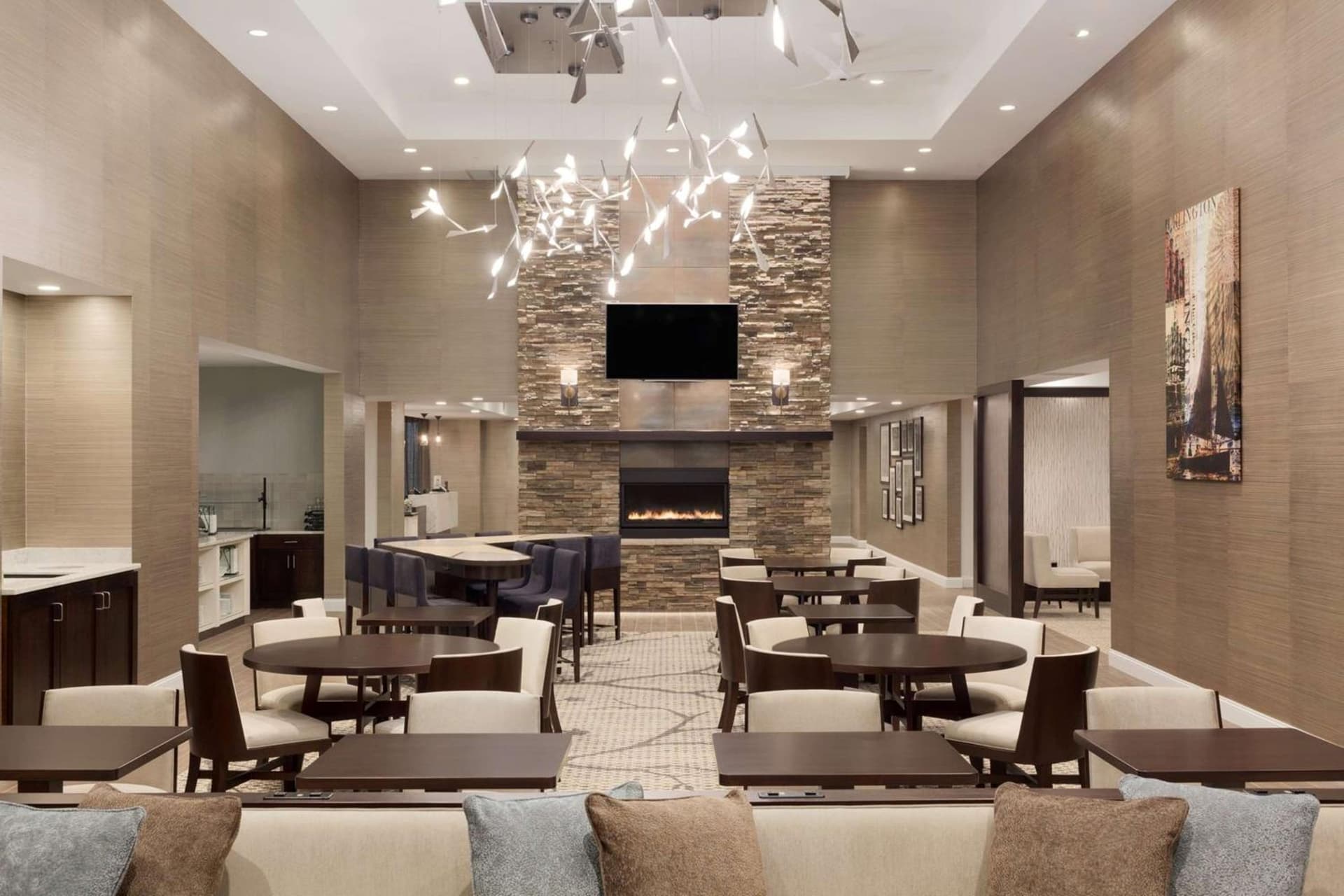 Homewood Suites by Hilton Burlington gallery photo in Burlington, VT — image 15