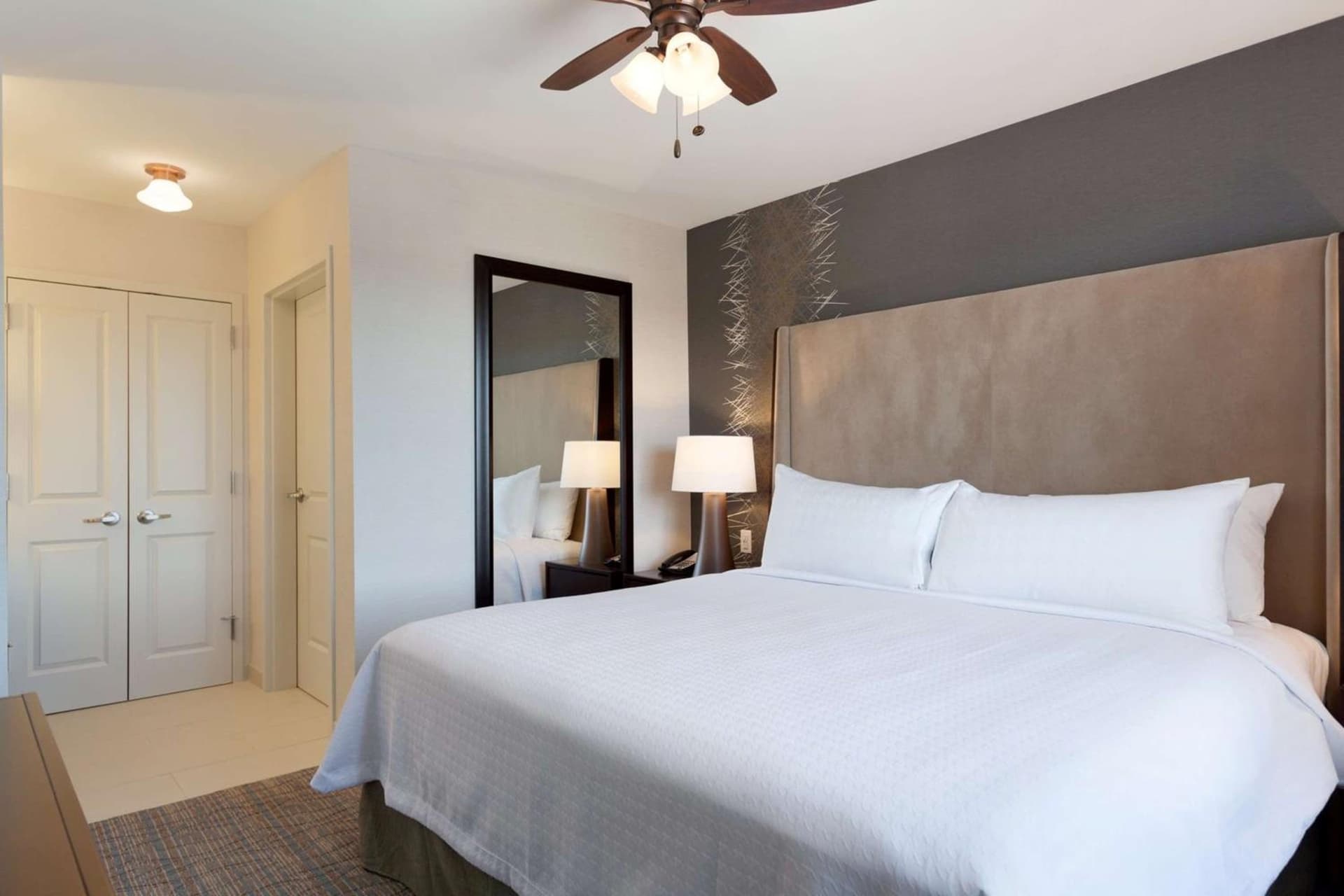 Homewood Suites by Hilton Burlington gallery photo in Burlington, VT — image 22