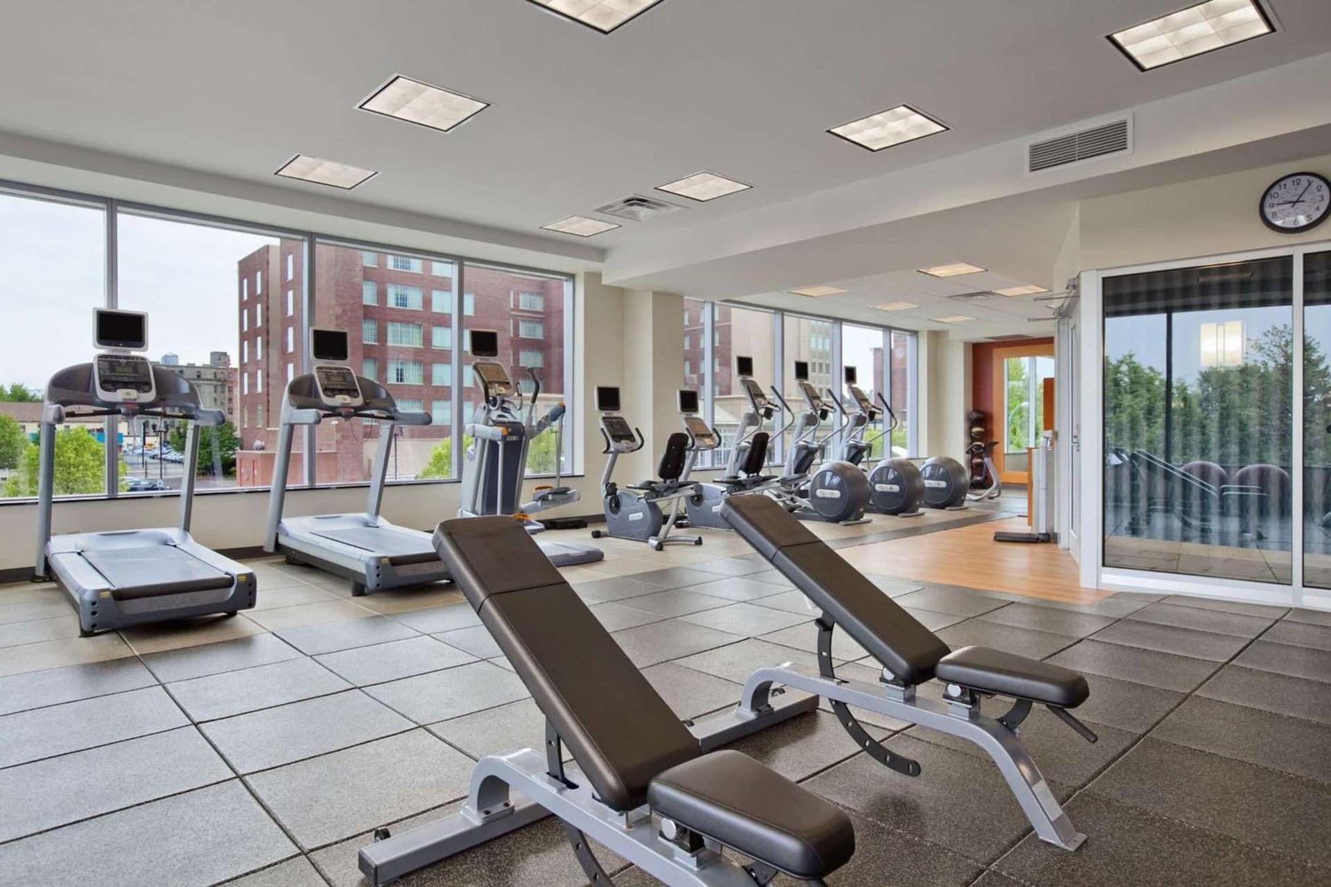 Embassy Suites Buffalo gallery photo in Buffalo, NY — image 20