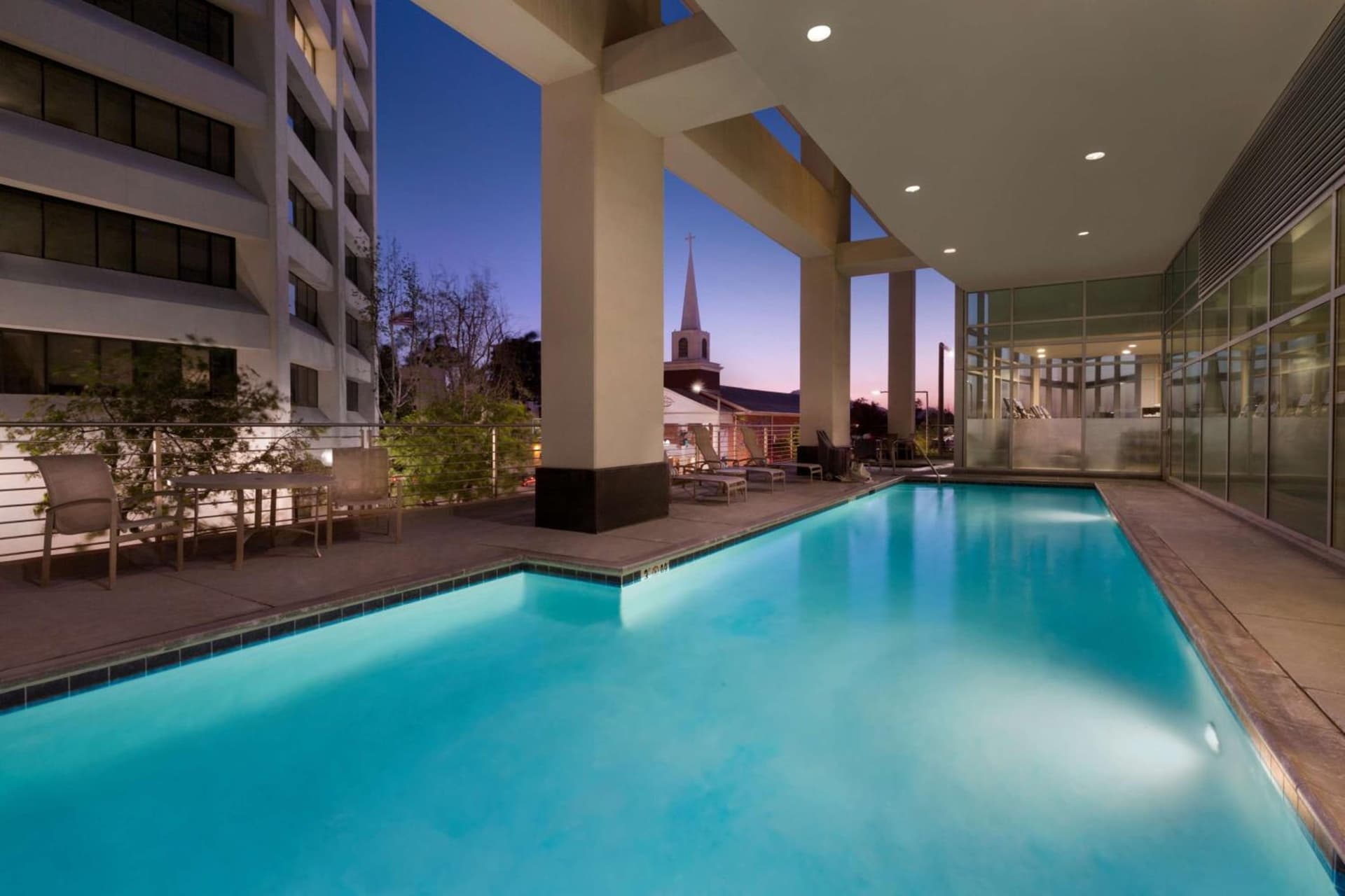 Embassy Suites Los Angeles Glendale gallery photo in Glendale, CA — image 20
