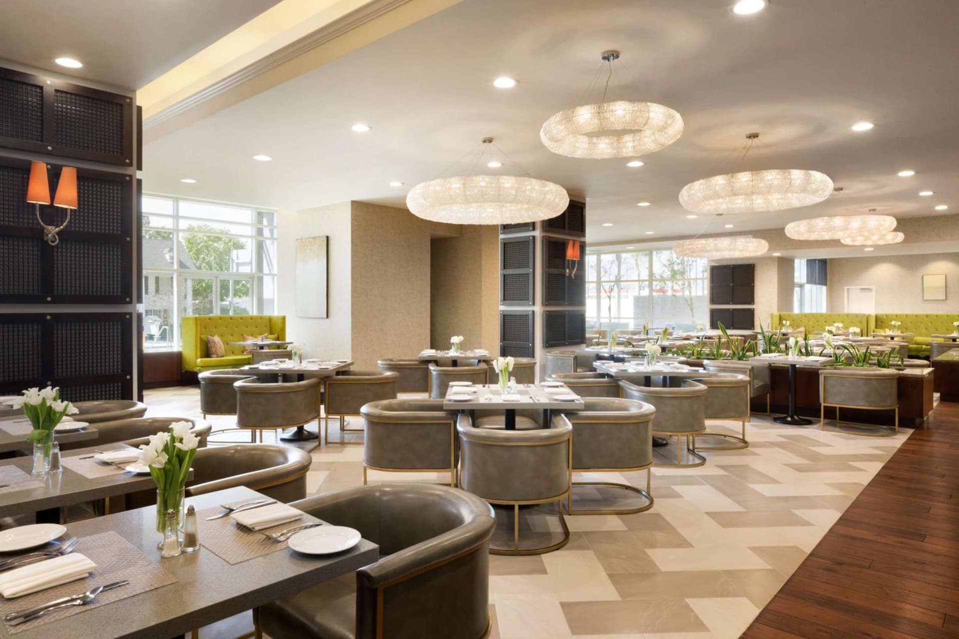 Embassy Suites Los Angeles Glendale gallery photo in Glendale, CA — image 30