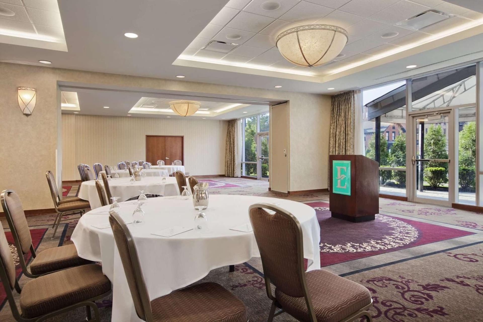 Embassy Suites Buffalo gallery photo in Buffalo, NY — image 23