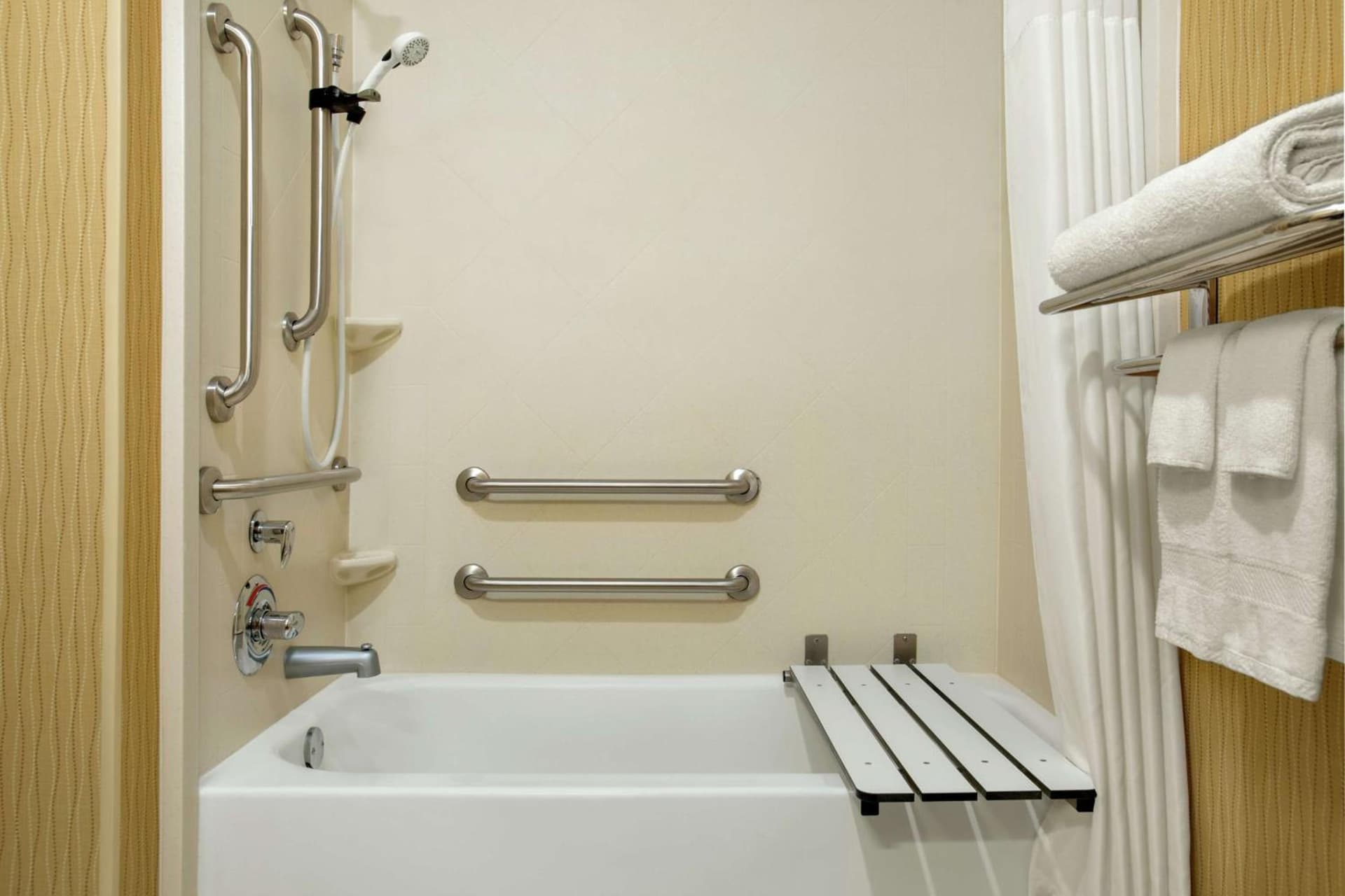 Hampton Inn Akron-Fairlawn gallery photo in Montrose, OH — image 5