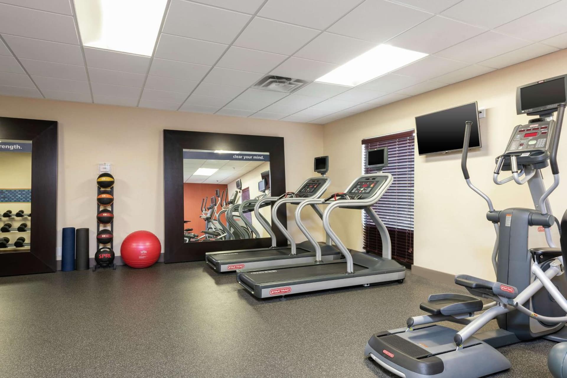 Hampton Inn Akron-South gallery photo in Akron, OH — image 36