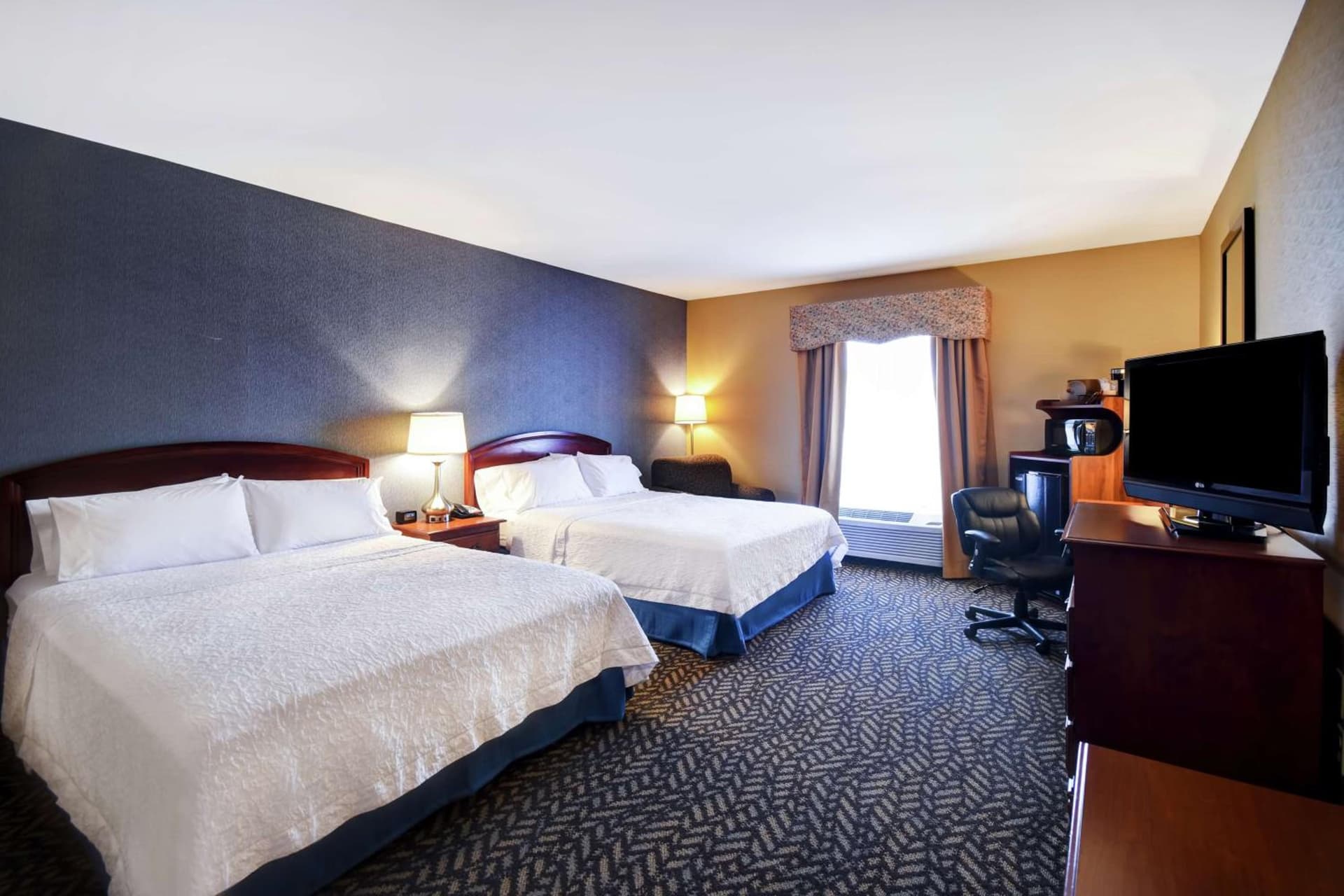 Hampton Inn Chicopee - Springfield gallery photo in Chicopee, MA — image 25