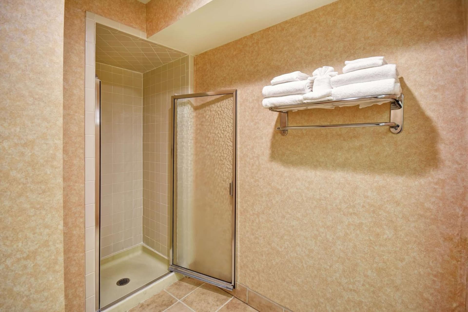Hampton Inn Chicopee - Springfield gallery photo in Chicopee, MA — image 7