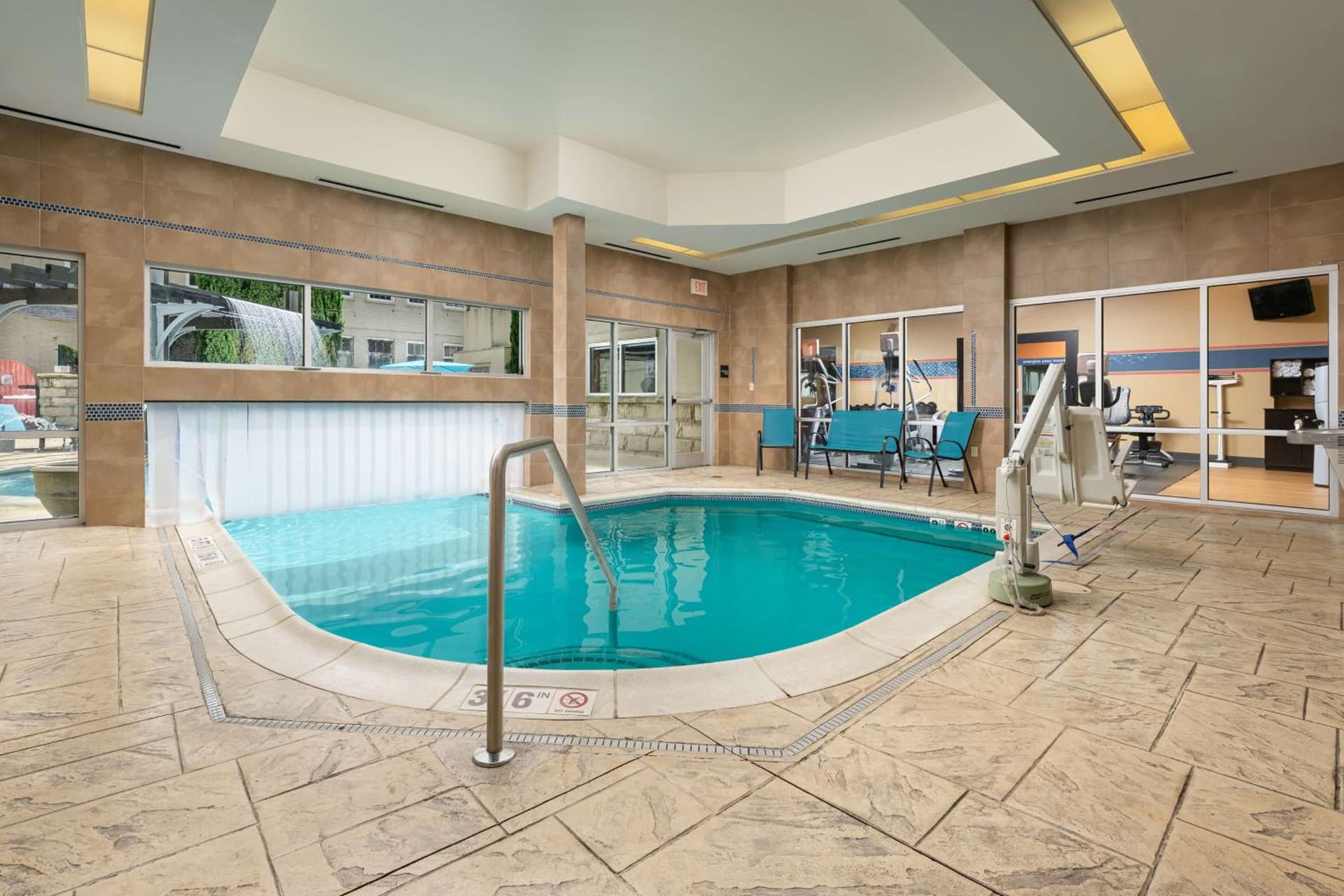 Hampton Inn & Suites Chattanooga Downtown gallery photo in Chattanooga, TN — image 19