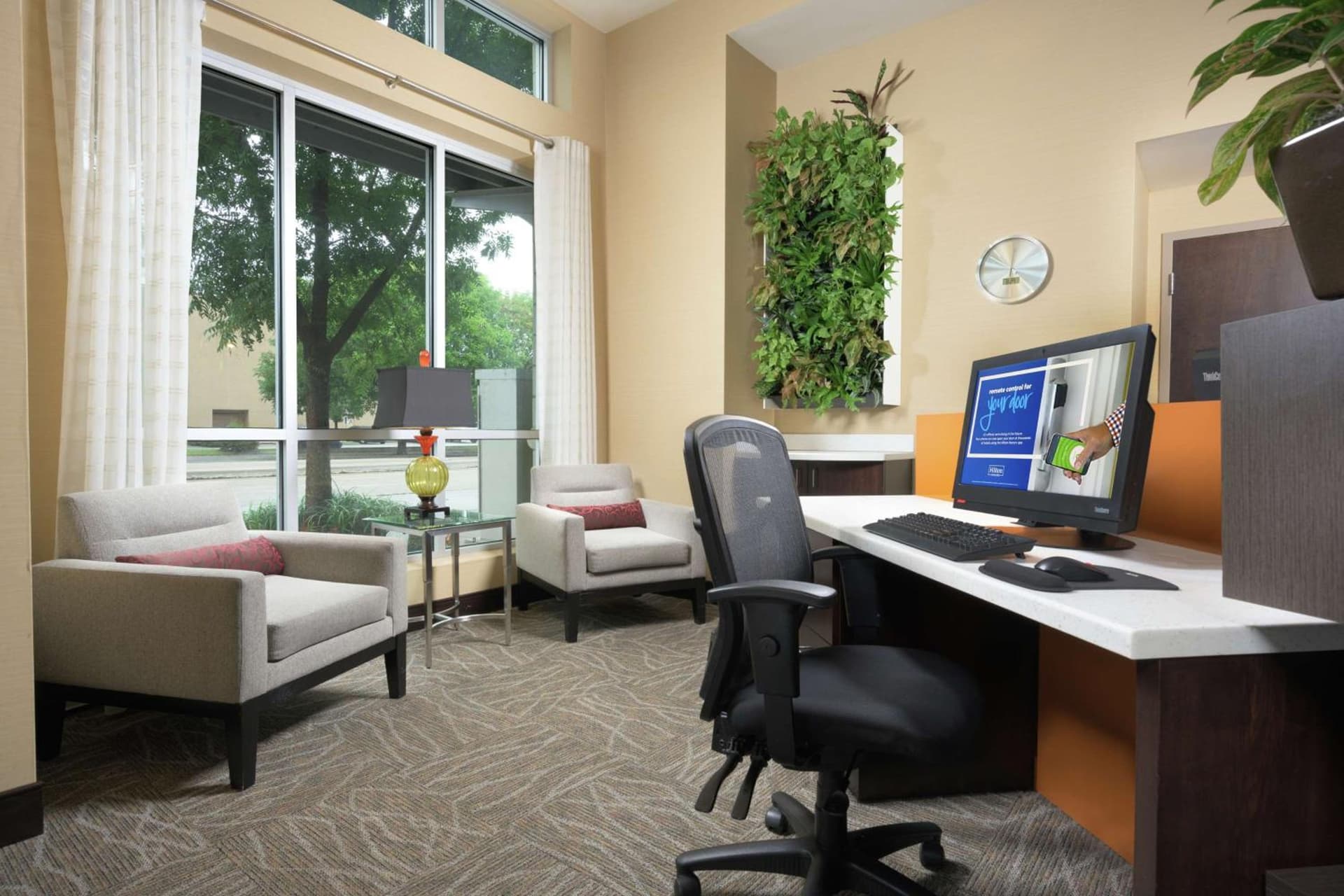 Hampton Inn & Suites Chattanooga Downtown property views in Chattanooga, TN — gallery photo 3
