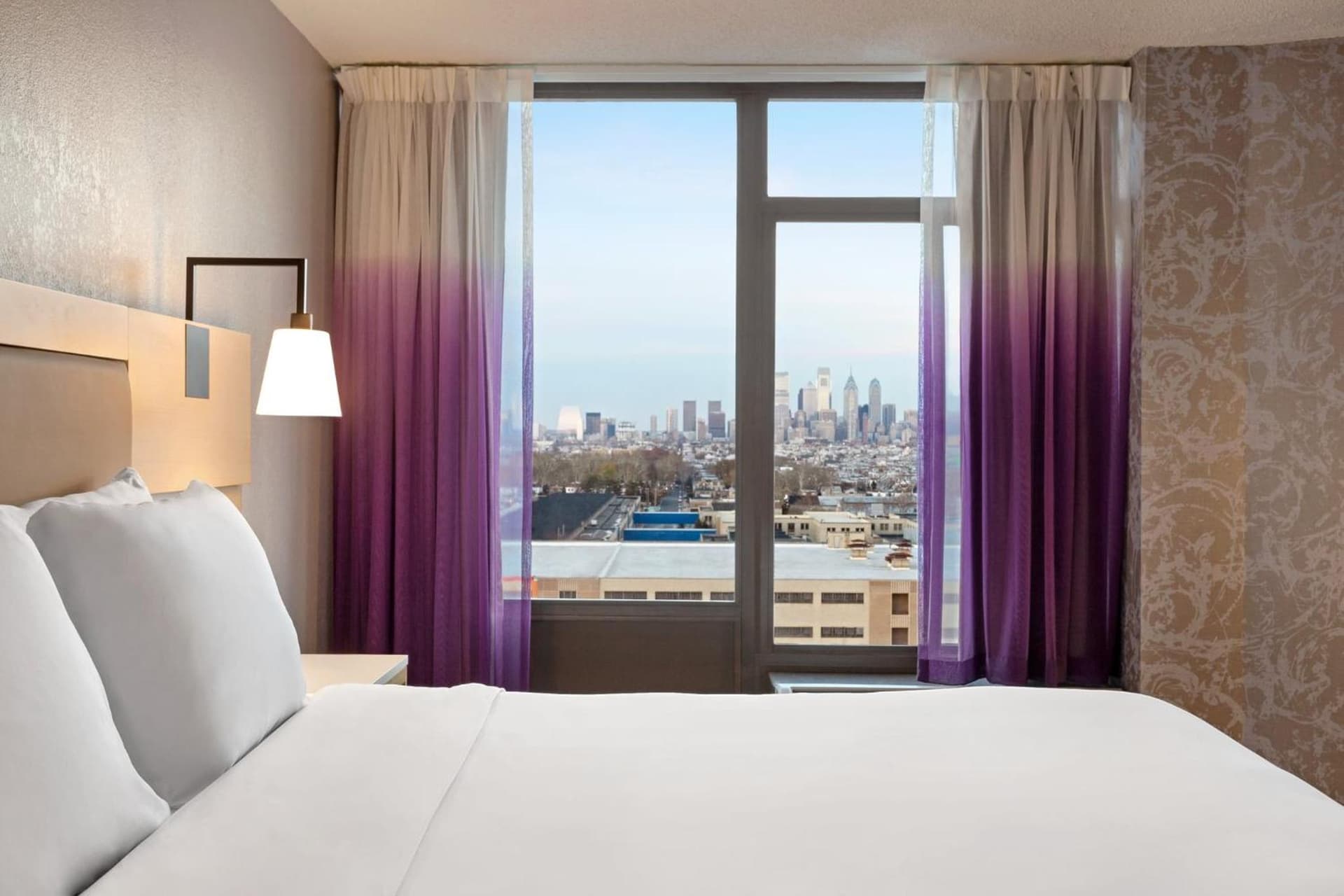 Holiday Inn Philadelphia Arpt-Stadium Area by IHG gallery photo in Philadelphia, PA — image 57