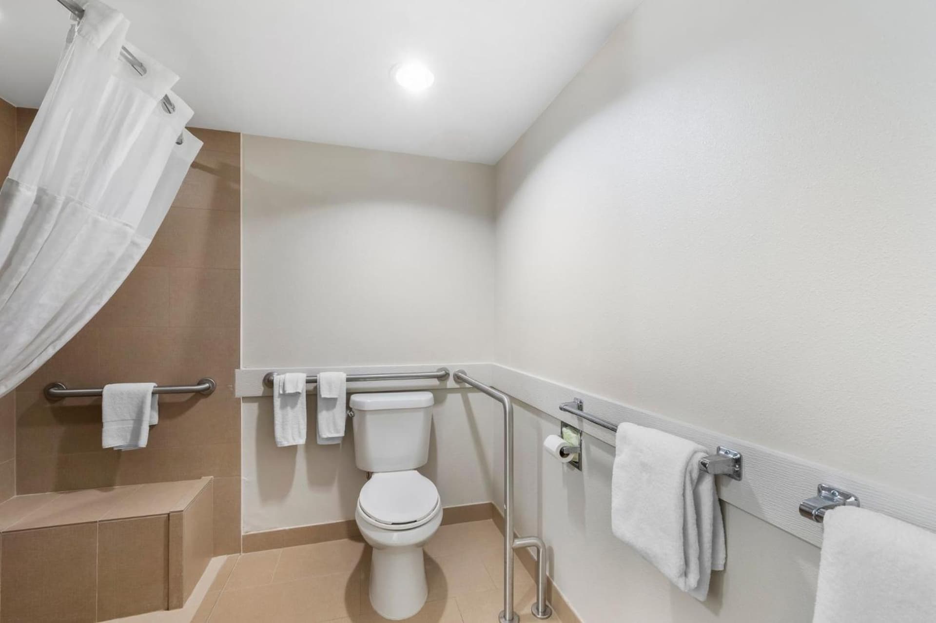 Holiday Inn Express Greencastle by IHG gallery photo in Greencastle, PA — image 46