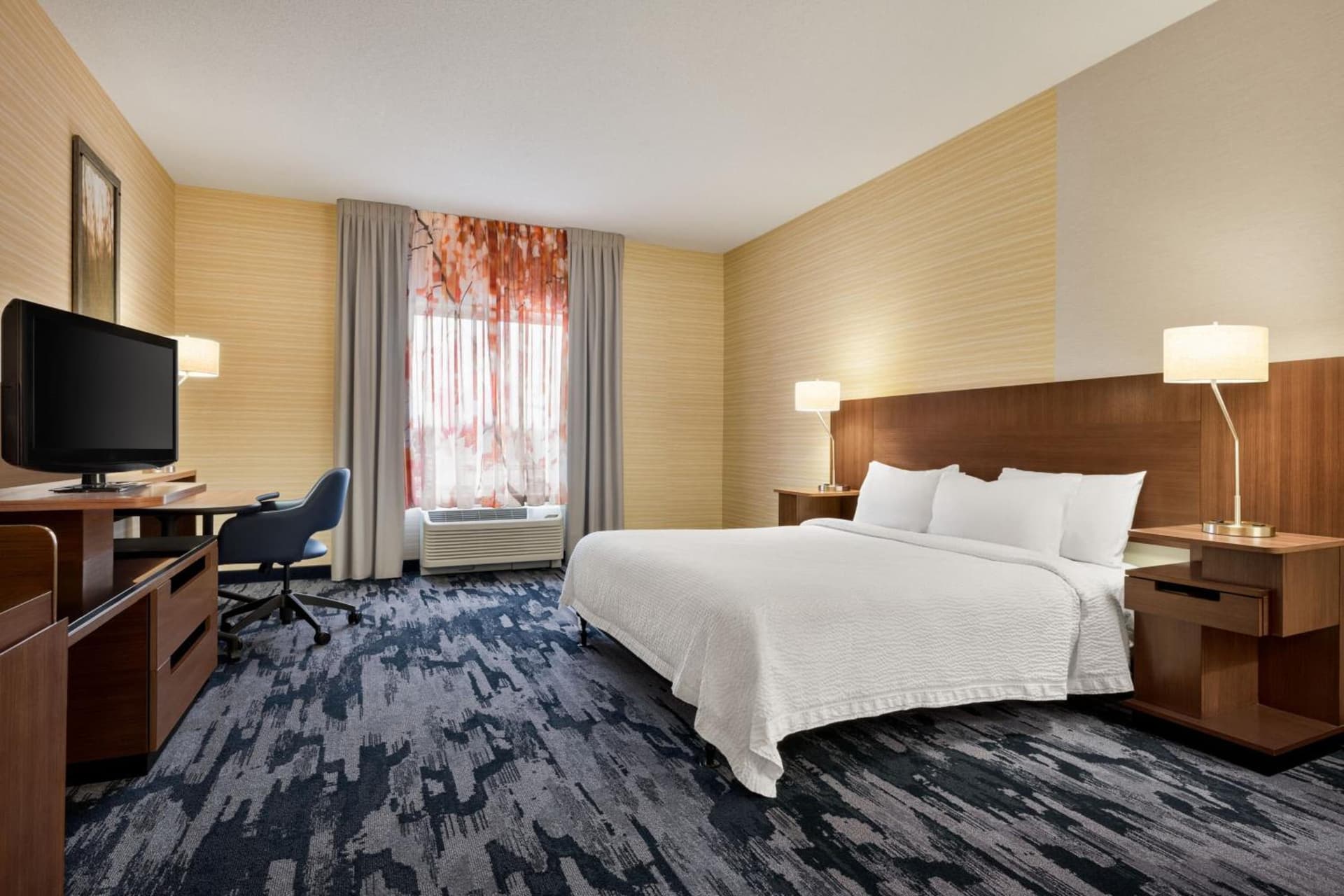 Fairfield Inn & Suites by Marriott Hershey Chocolate Avenue property views in Hershey, PA — gallery photo 3