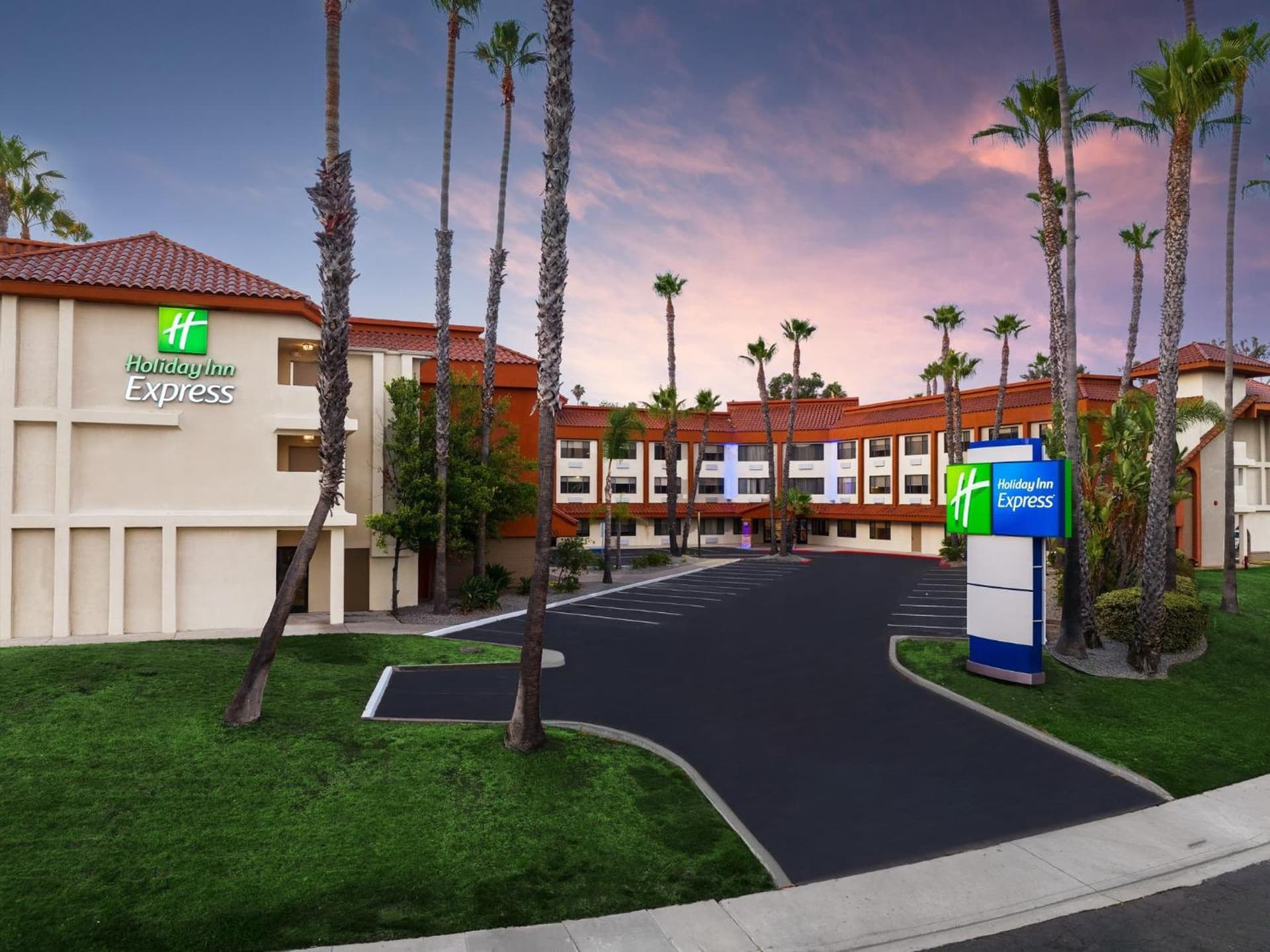 Holiday Inn Express La Mesa Near SDSU by IHG — hotel in La Mesa, California
