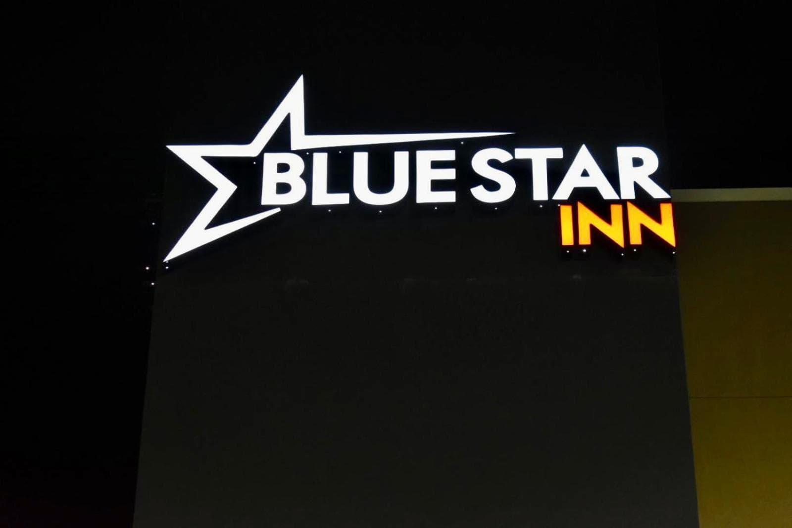 Blue Star Inn gallery photo in Houston, TX — image 38