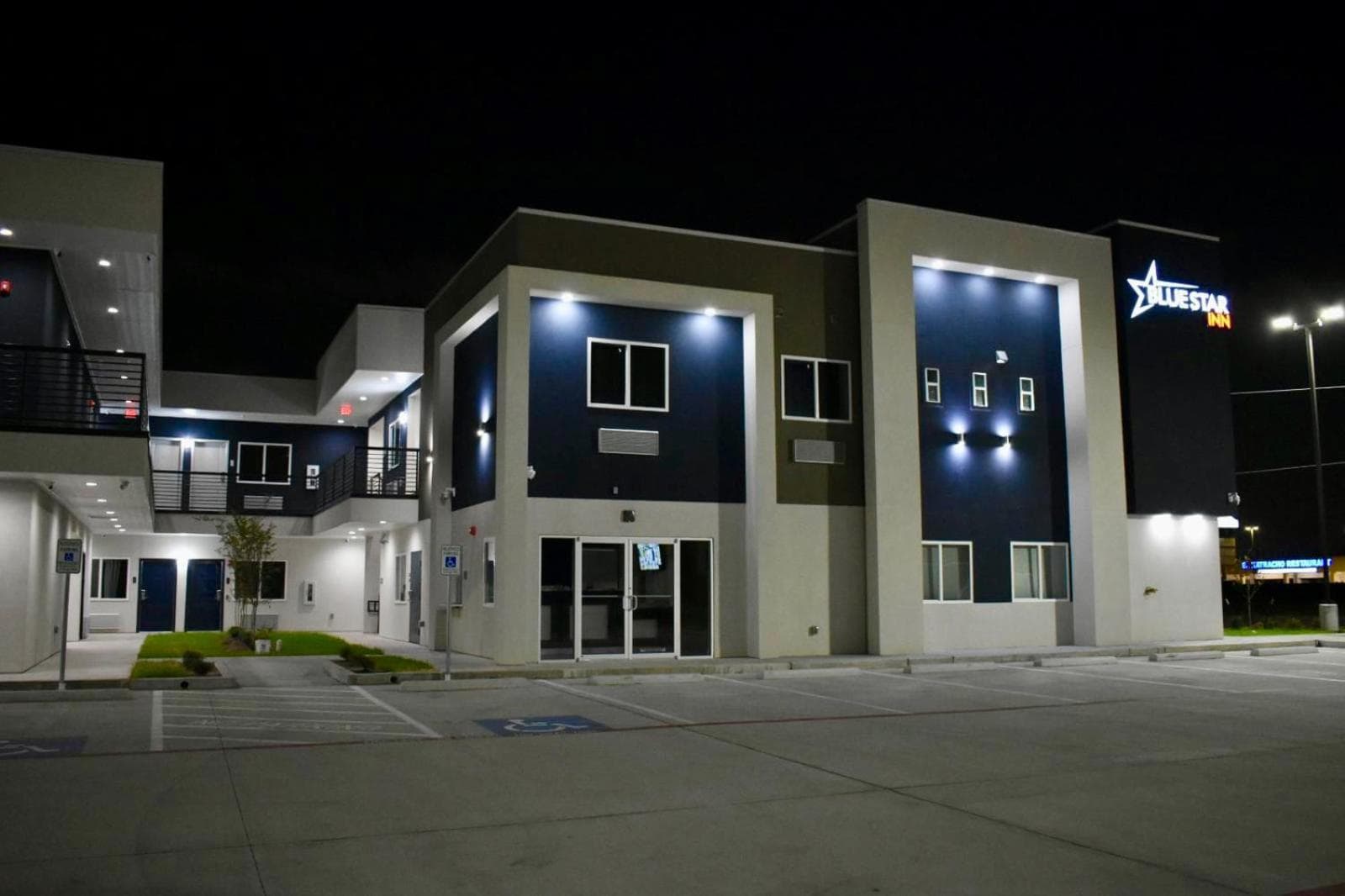 Blue Star Inn gallery photo in Houston, TX — image 46