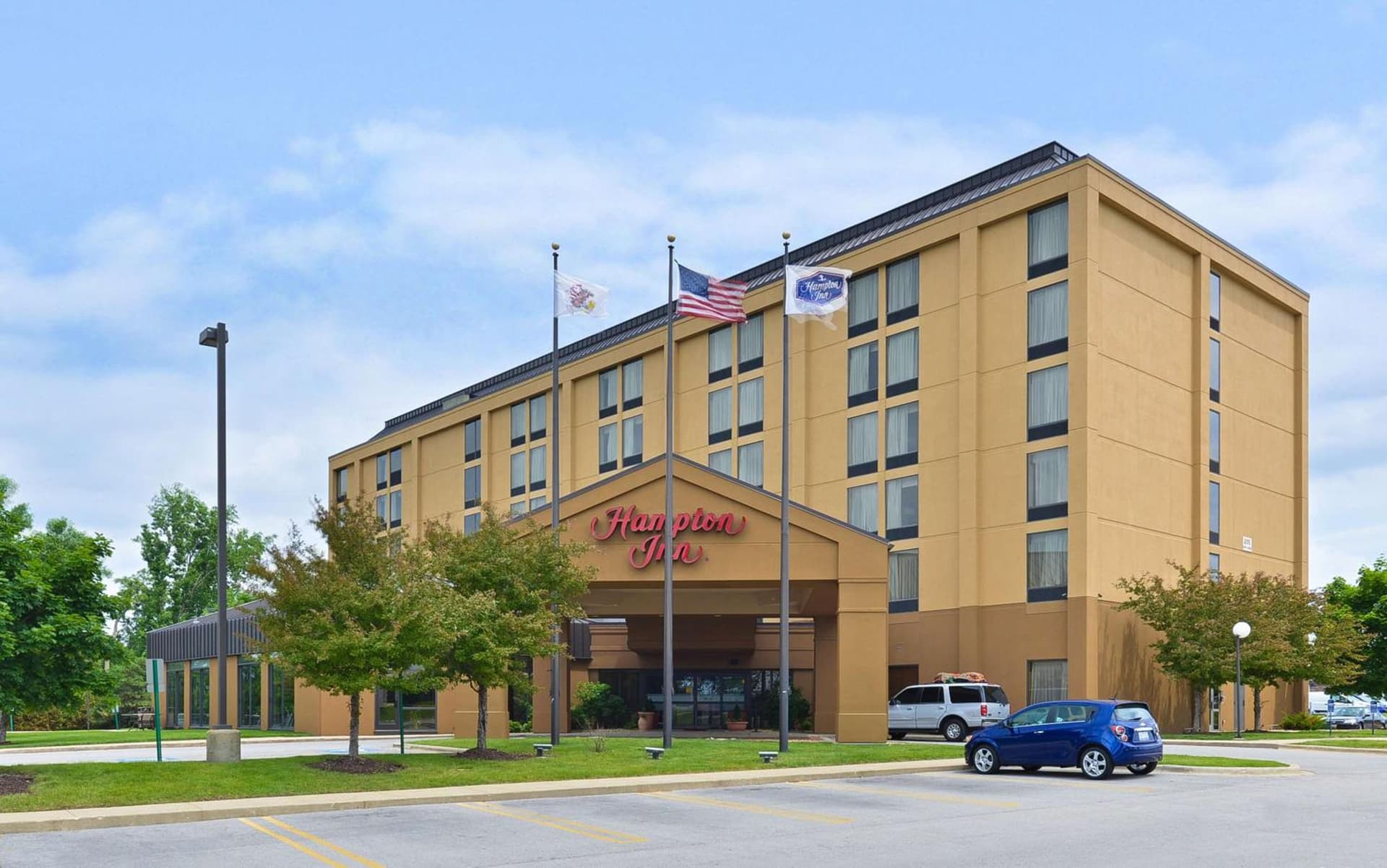 Hampton Inn Chicago-Carol Stream featured exterior or lobby in Carol Stream, IL — similar hotel