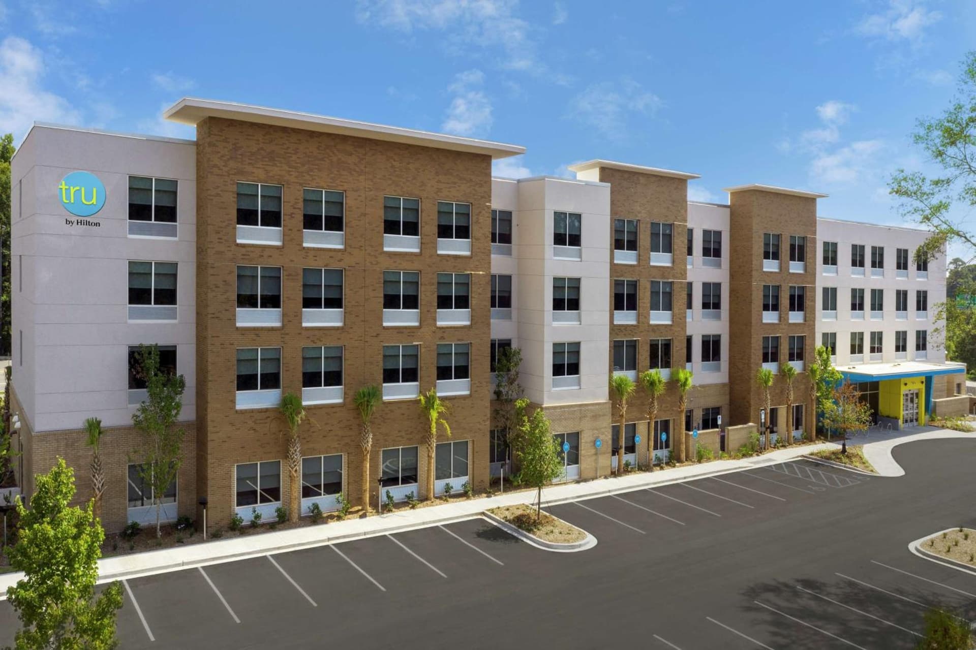 Tru By Hilton Mt Pleasant Charleston featured exterior or lobby in Charleston, SC — similar hotel