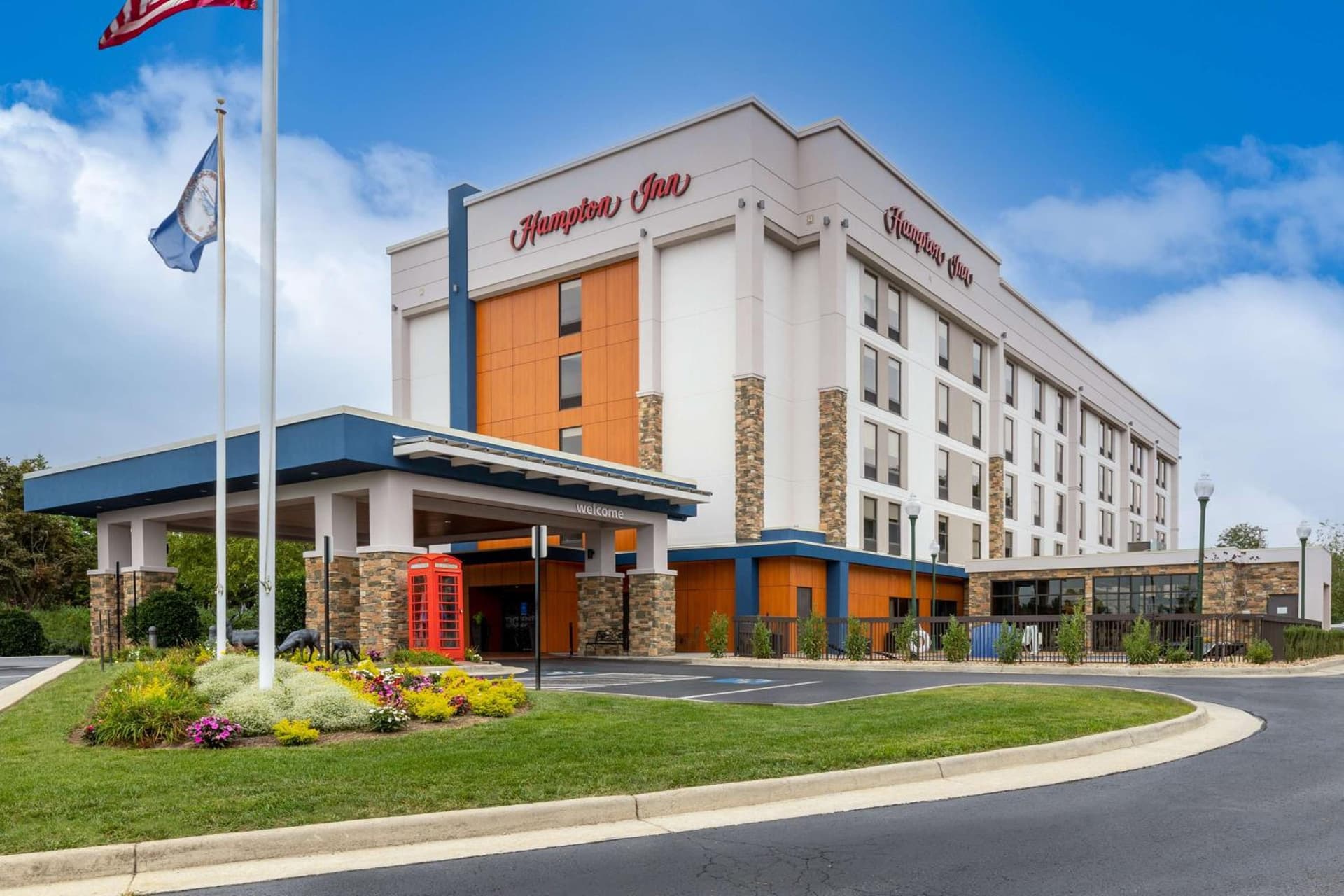 Hampton Inn Christiansburg/Blacksburg featured exterior or lobby in Christiansburg, VA — similar hotel