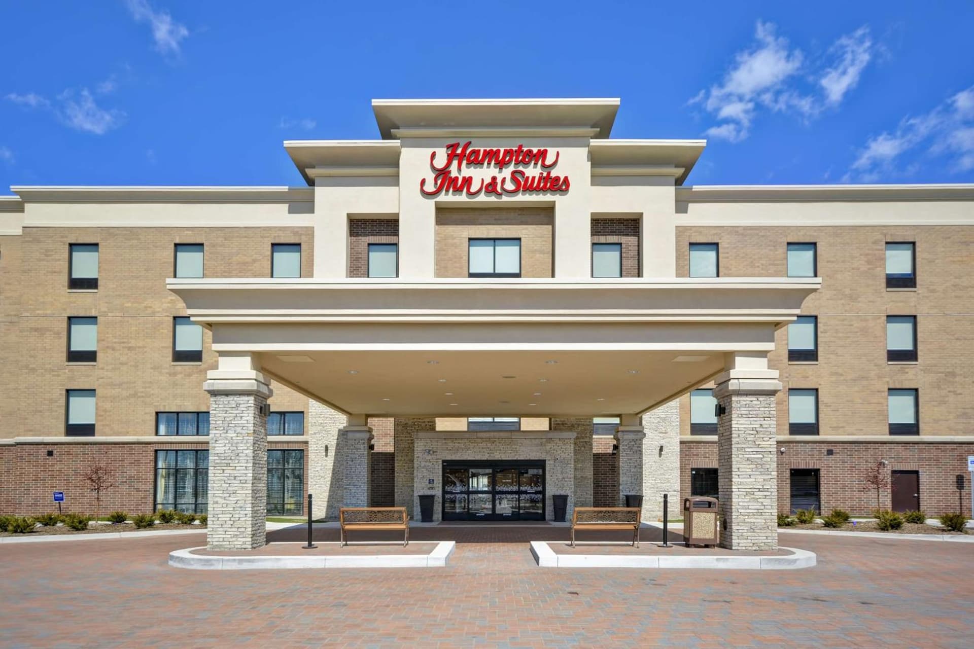 Hampton Inn & Suites Detroit/Warren featured exterior or lobby in Warren, MI — similar hotel