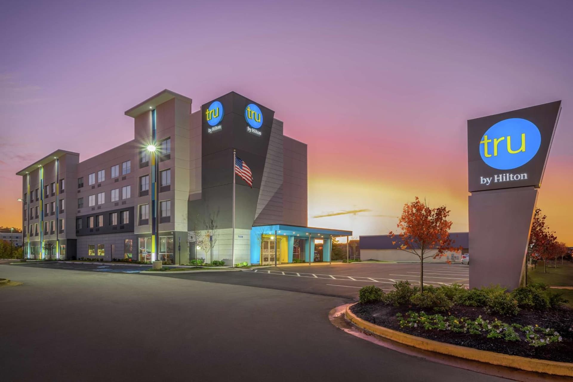 Tru By Hilton Chattanooga Hamilton Place, Tn interior in Chattanooga, TN — gallery photo 2