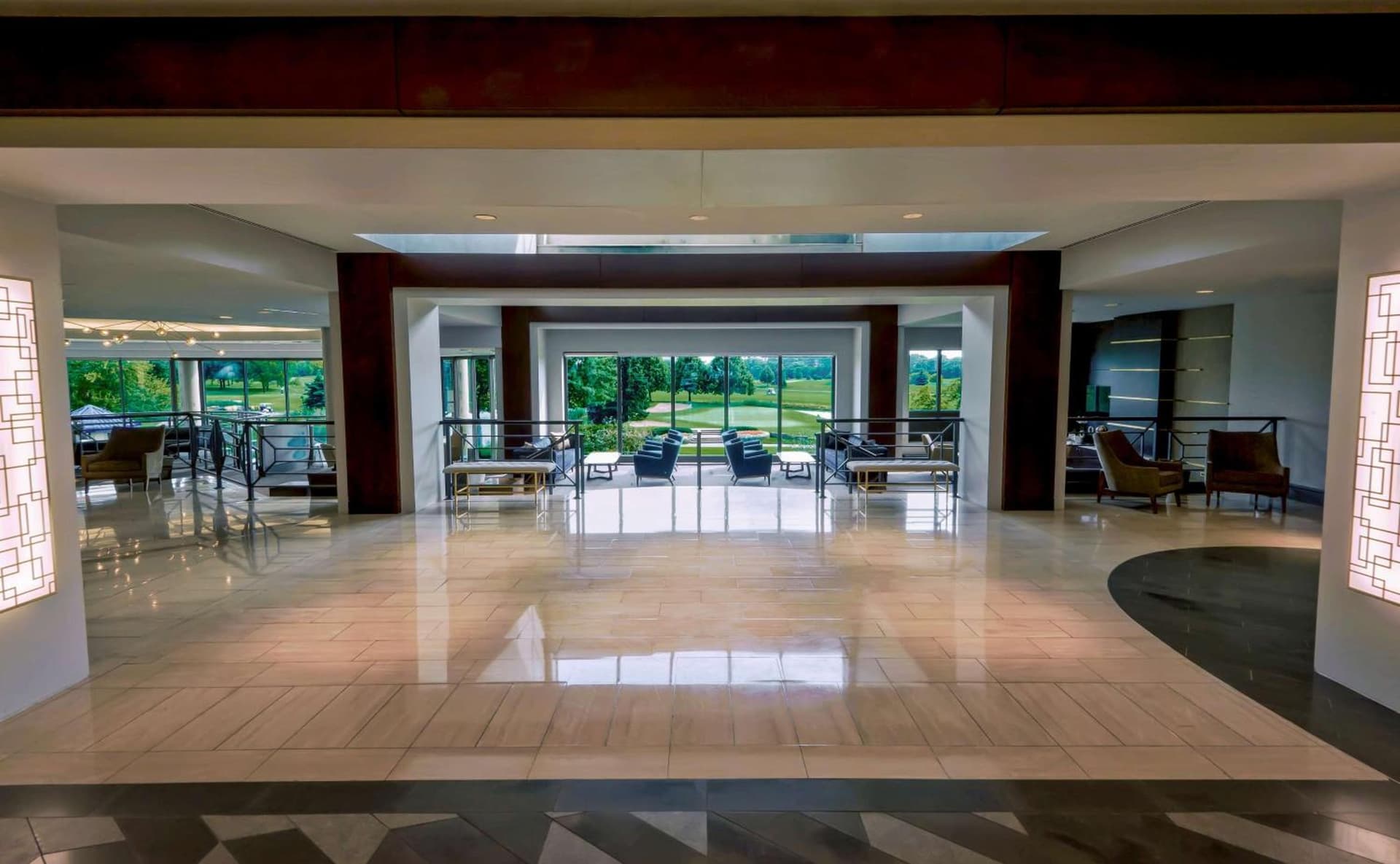 Hilton Chicago Oak Brook Hills Resort & Conference Center property views in Oak Brook, IL — gallery photo 3