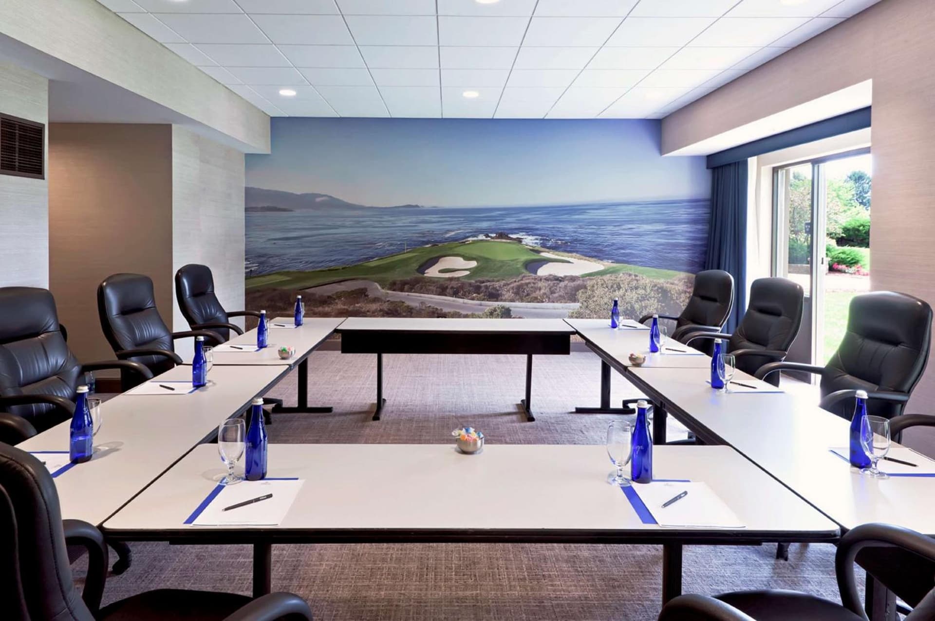 Hilton Chicago Oak Brook Hills Resort & Conference Center gallery photo in Oak Brook, IL — image 29