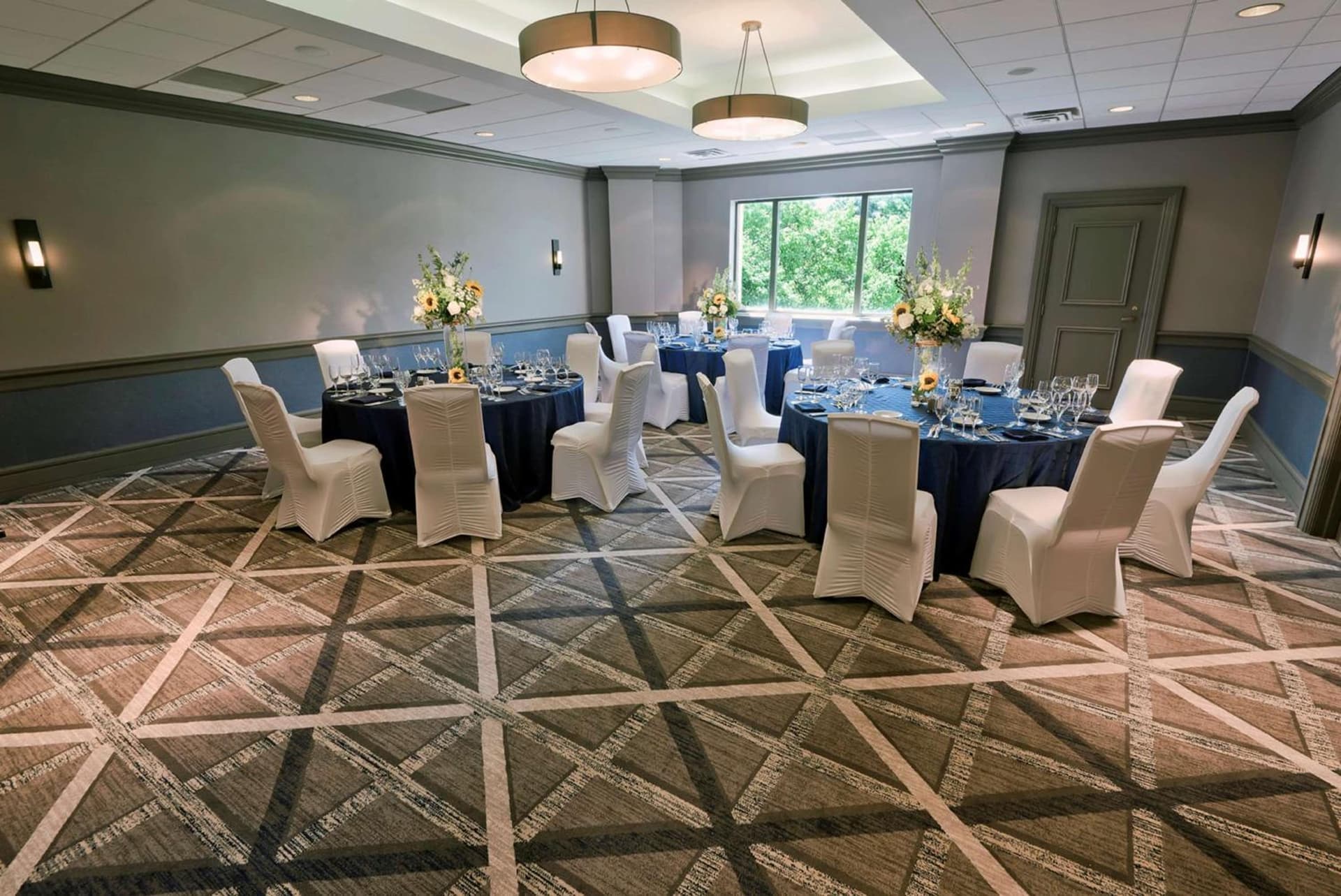 Hilton Chicago Oak Brook Hills Resort & Conference Center gallery photo in Oak Brook, IL — image 53